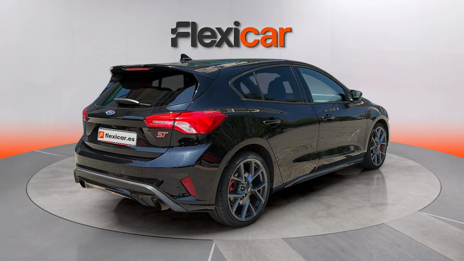 Ford Focus 2.3 EcoBoost ST - foto 7