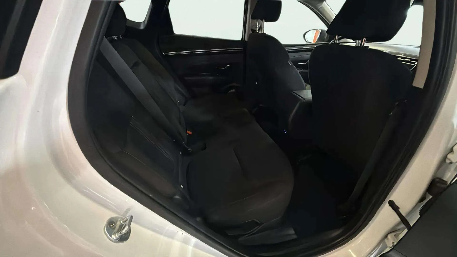 Hyundai Tucson 1.6 T-GDi HEV Maxx - foto 14