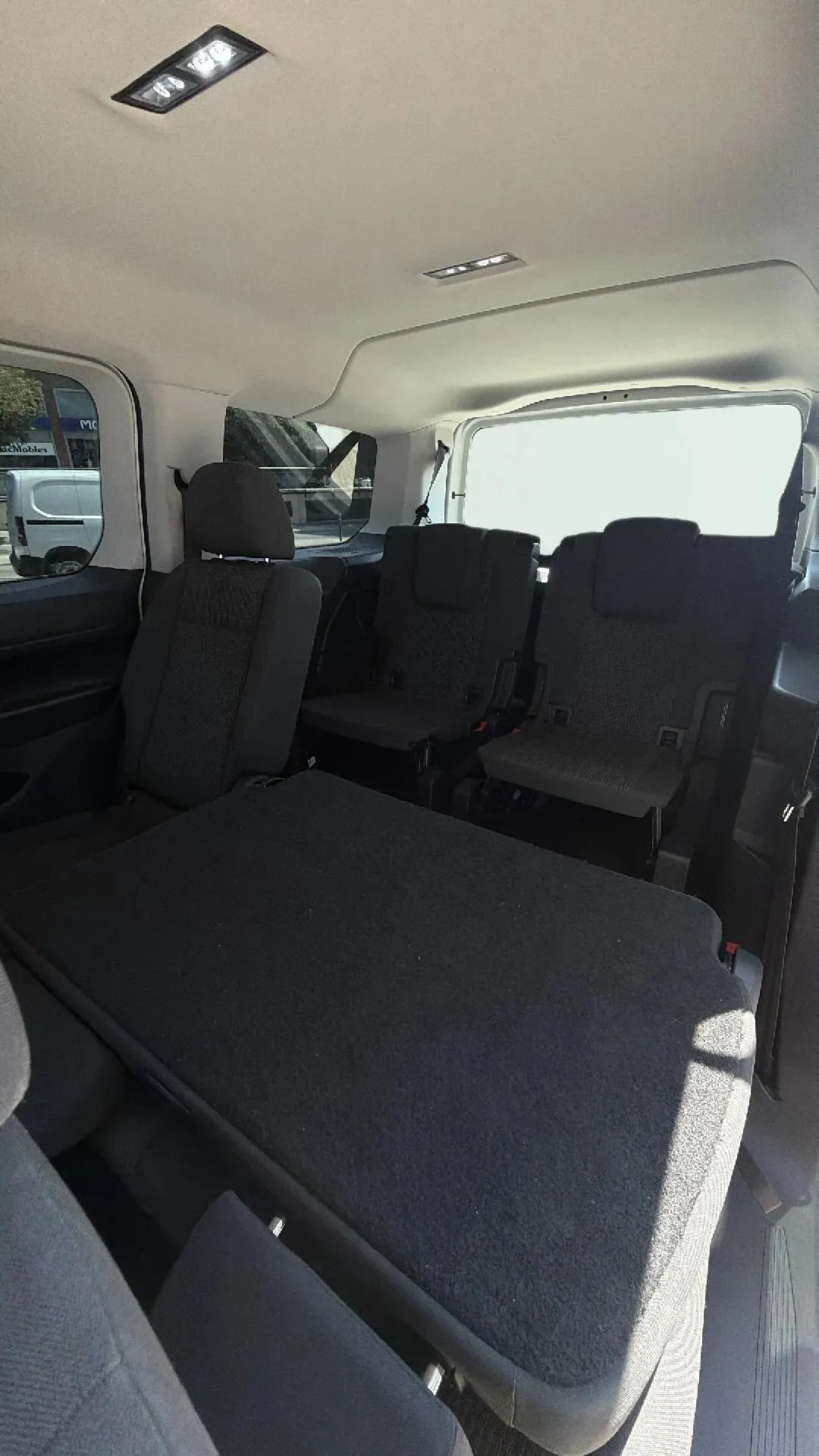 Volkswagen Caddy California 2.0 TDI - foto 26