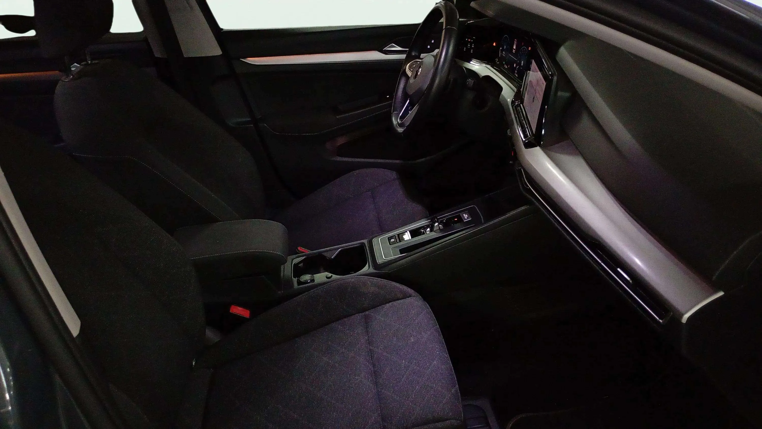 Volkswagen Golf Life 1.0 eTSI DSG Variant - foto 22