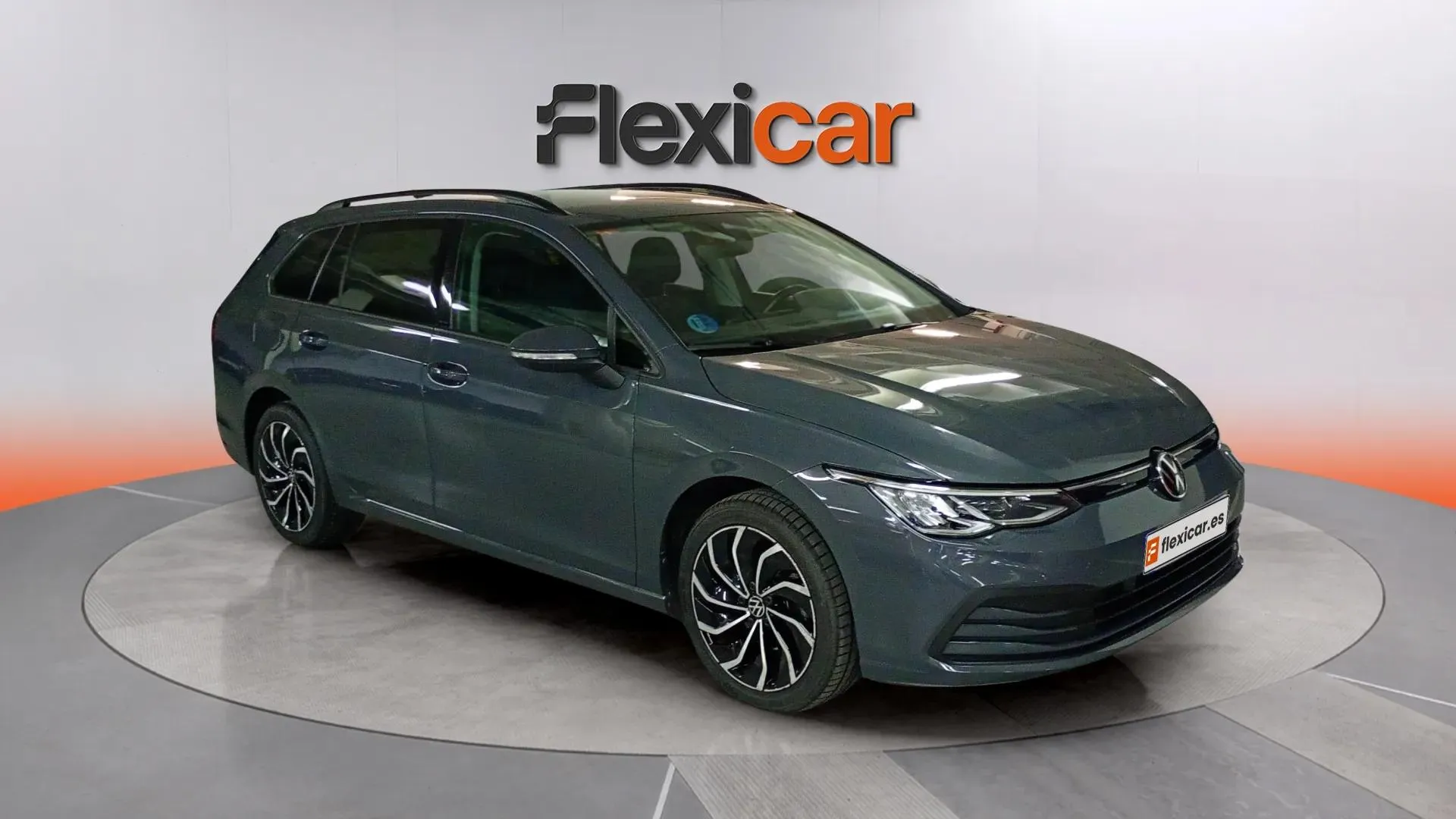 Volkswagen Golf Life 1.0 eTSI DSG Variant
