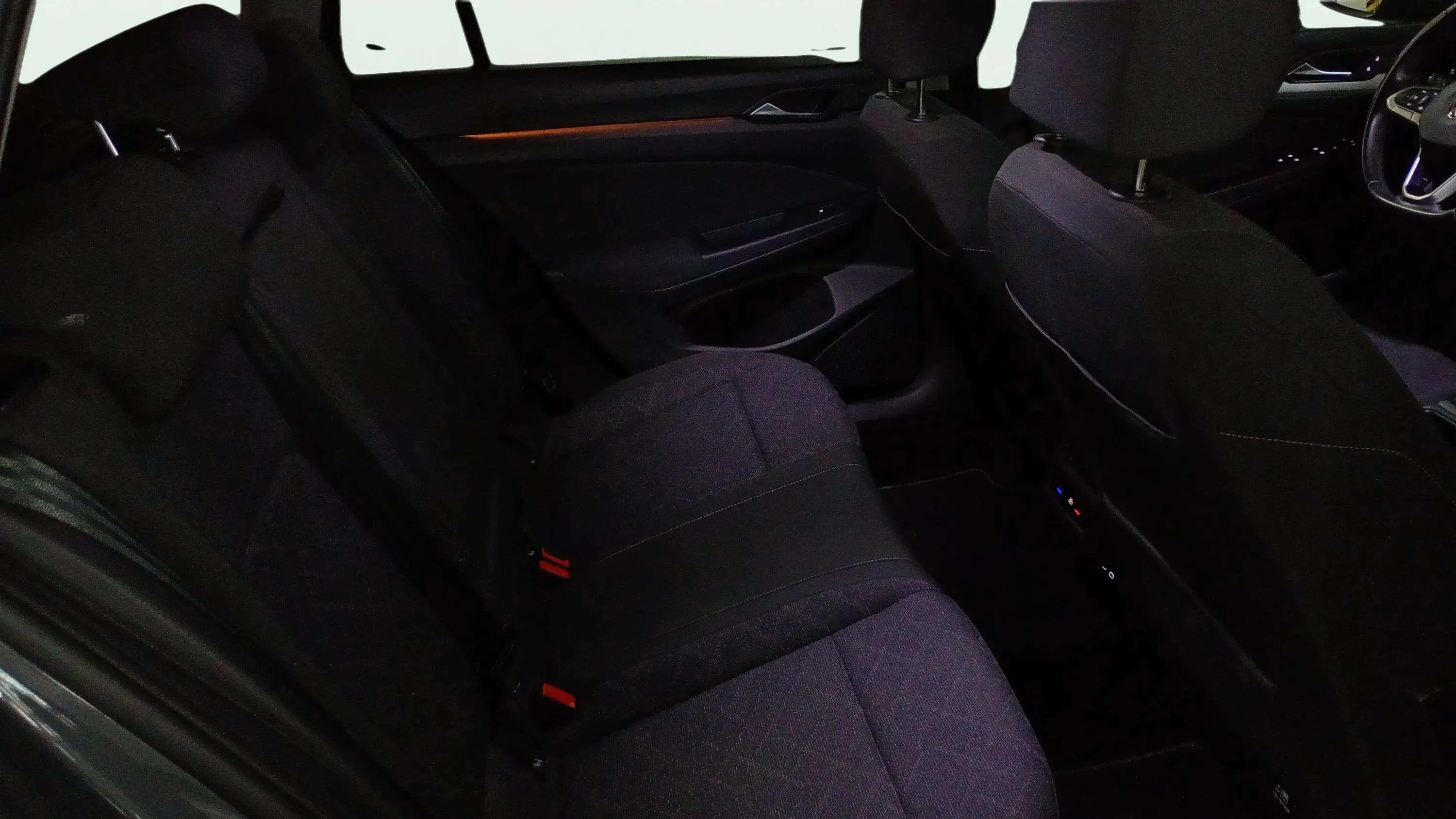 Volkswagen Golf Life 1.0 eTSI DSG Variant - foto 18