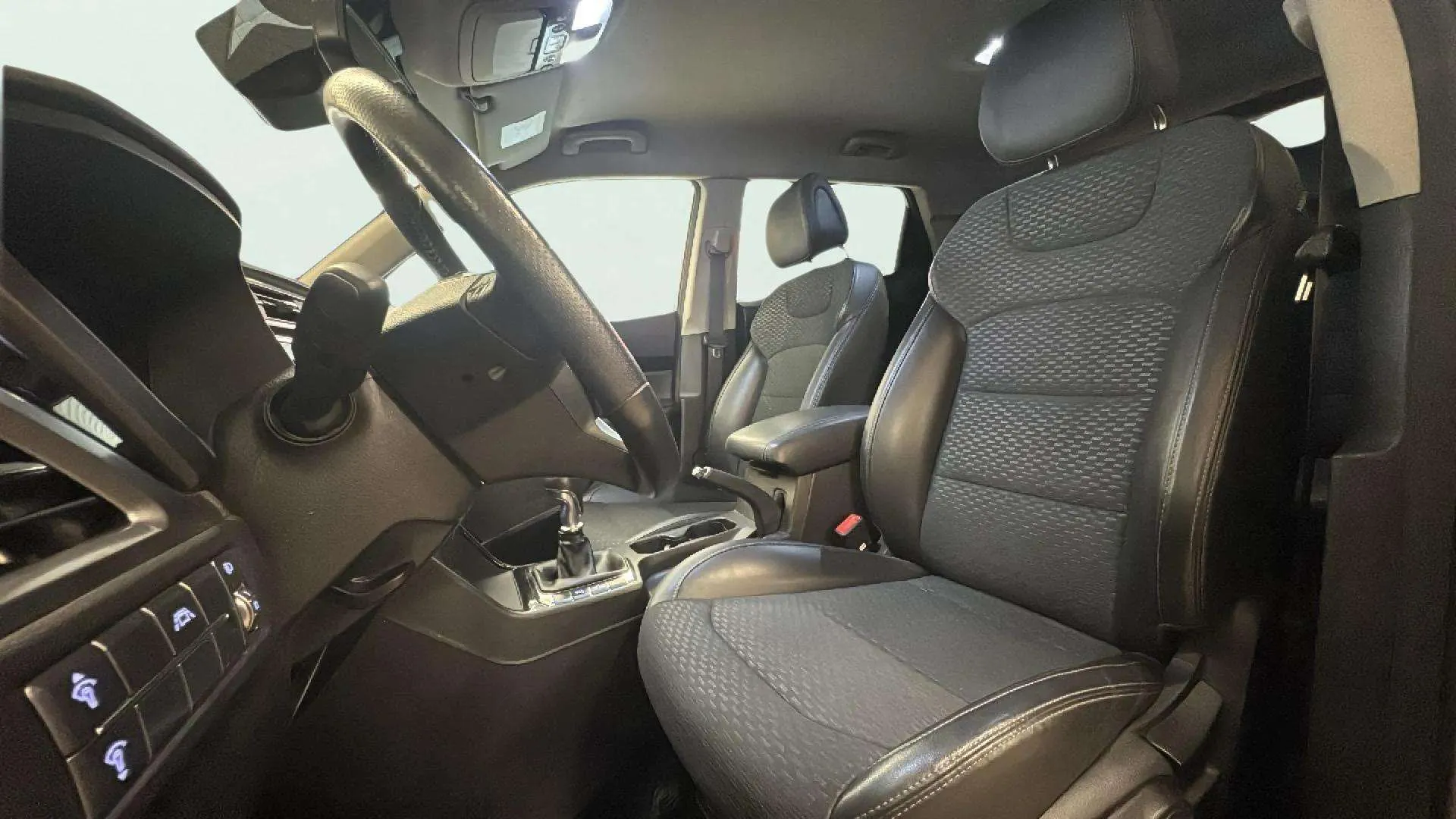 SsangYong Korando G15T LP Limited - foto 11