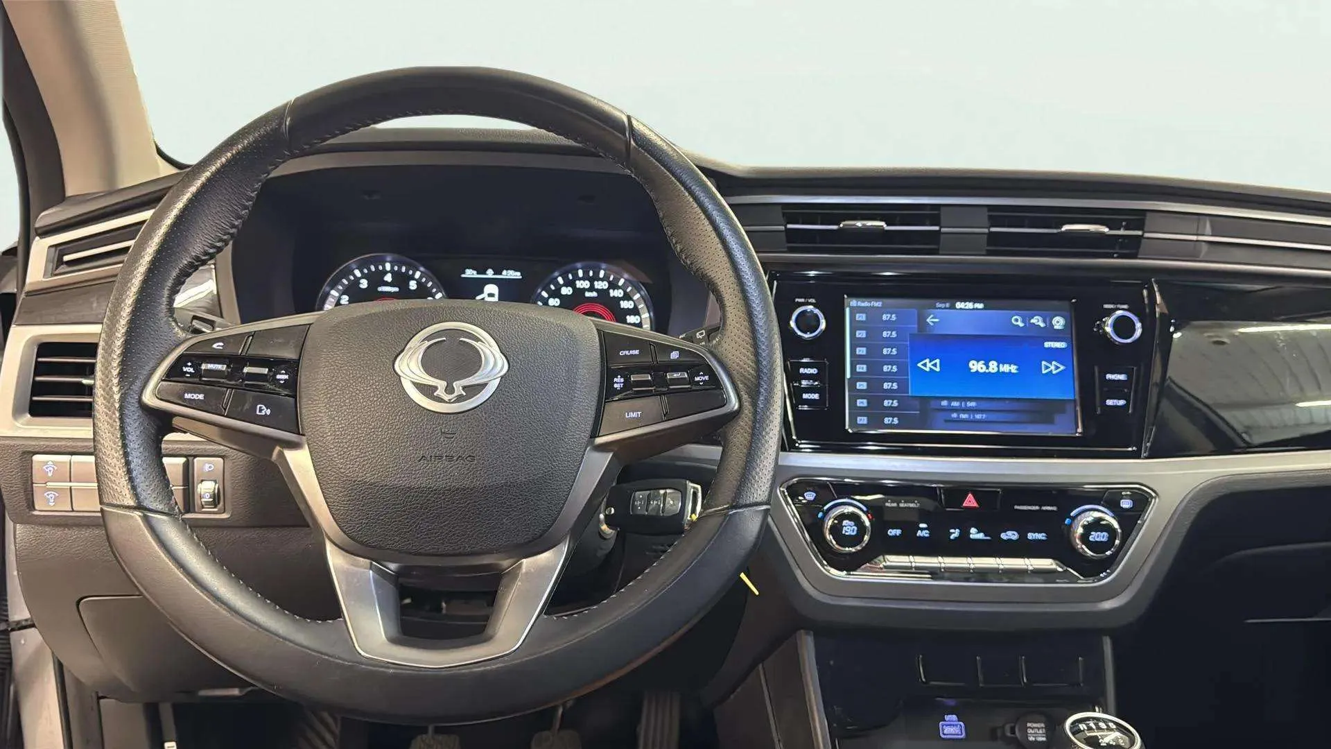 SsangYong Korando G15T LP Limited - foto 15