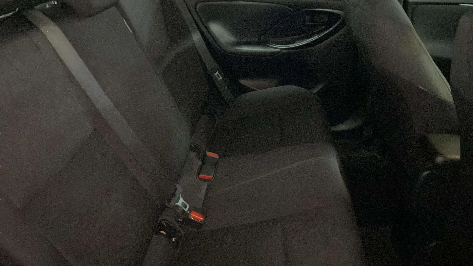 Toyota Yaris Cross 1.5 120H Style - foto 25