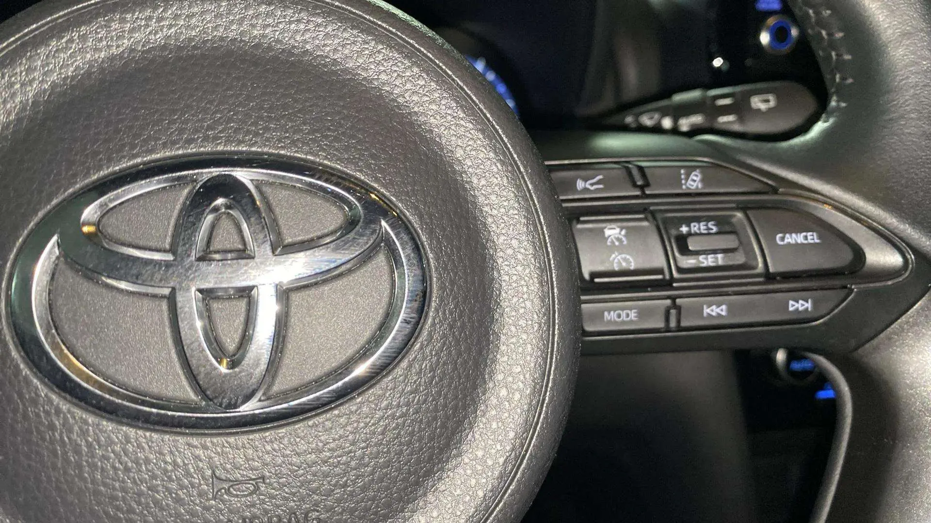 Toyota Yaris Cross 1.5 120H Style - foto 12