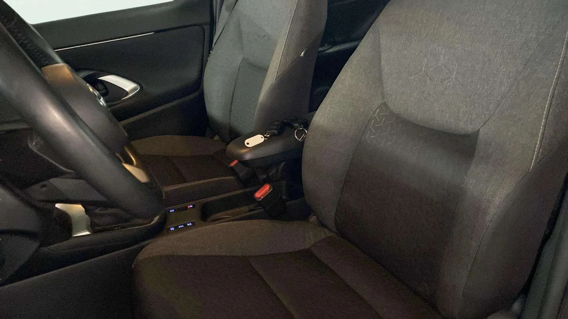 Toyota Yaris Cross 1.5 120H Style - foto 22