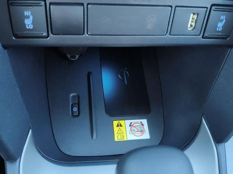 Toyota Yaris 1.5 120H Style Plus - foto 39