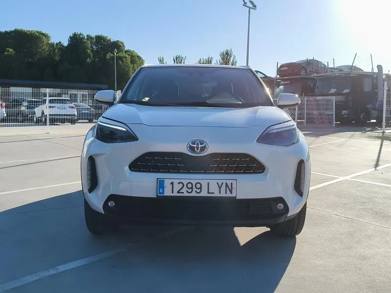 Toyota Yaris 1.5 120H Style Plus - foto 9