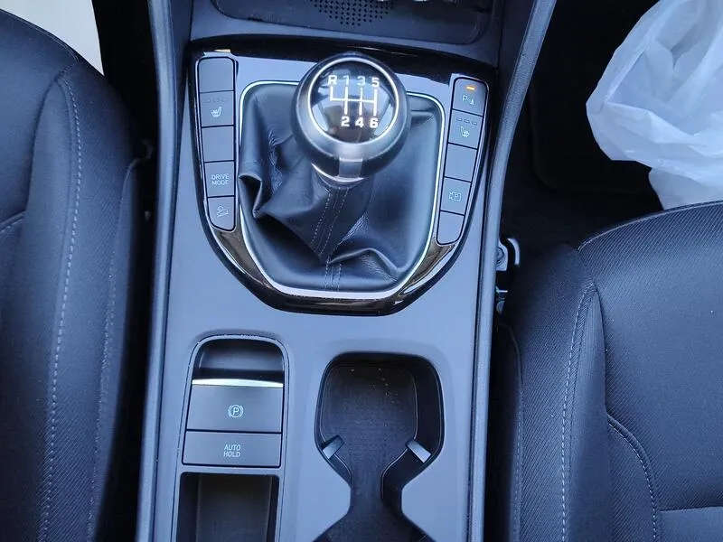 Hyundai Tucson 1.6 T-GDi 48V Tecno - foto 39