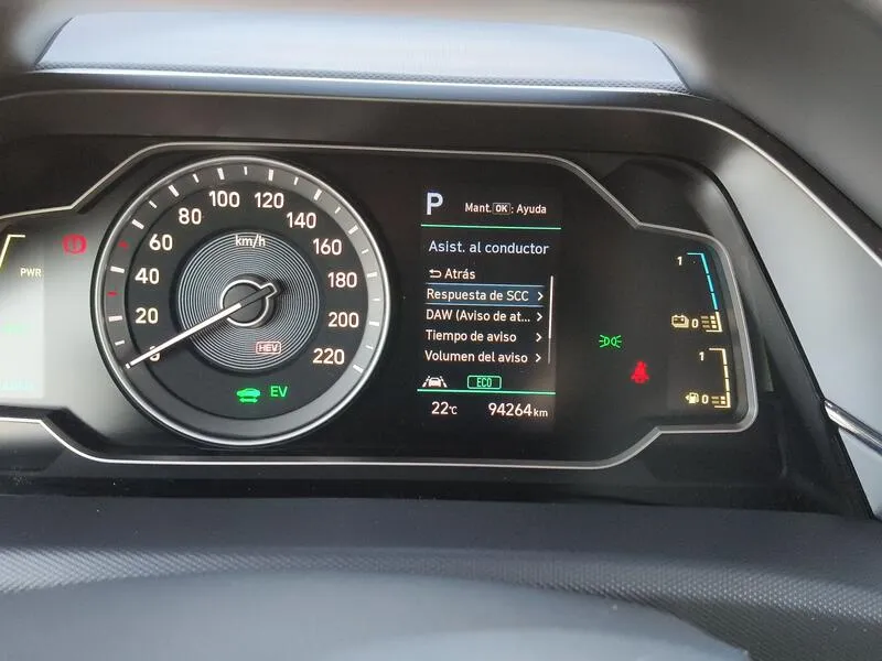 Hyundai Ioniq 1.6 GDI Klass - foto 40