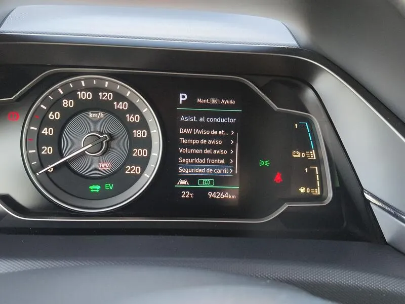 Hyundai Ioniq 1.6 GDI Klass - foto 41