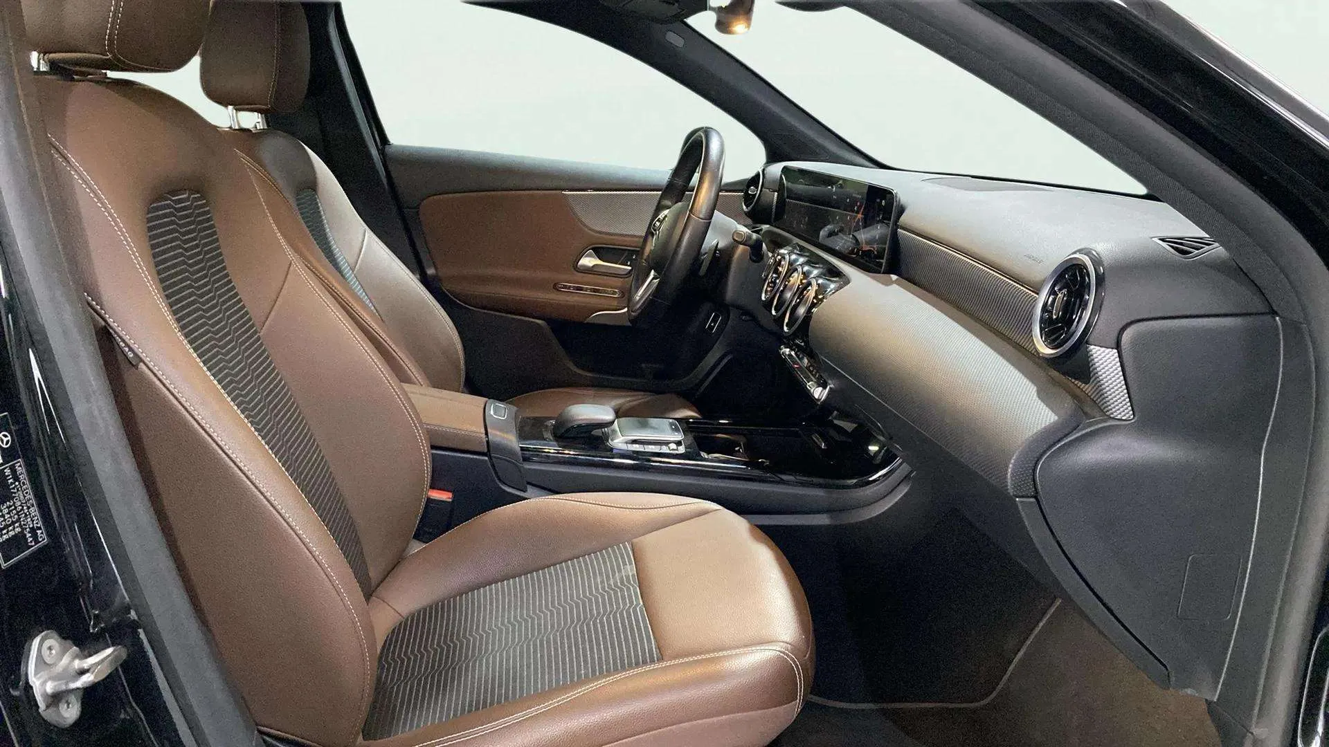 Mercedes-Benz Clase A A 250 e - foto 9