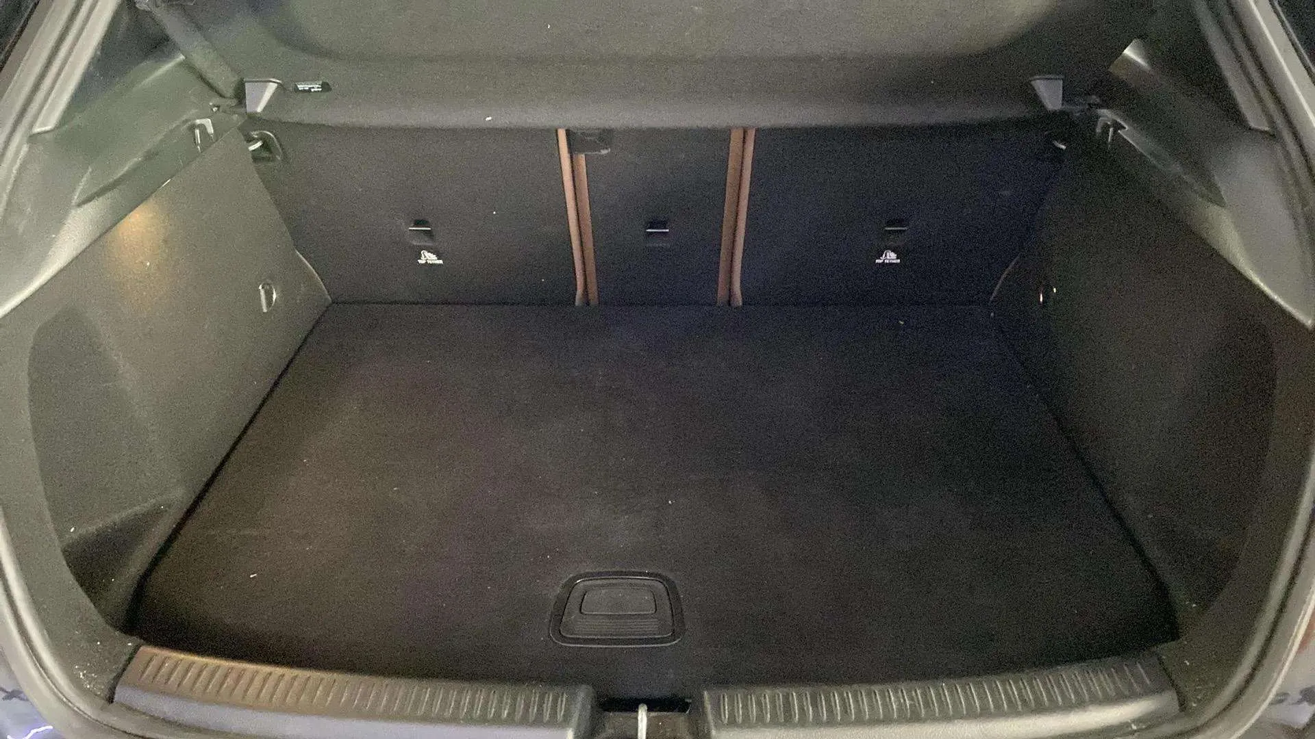 Mercedes-Benz Clase A A 250 e - foto 6