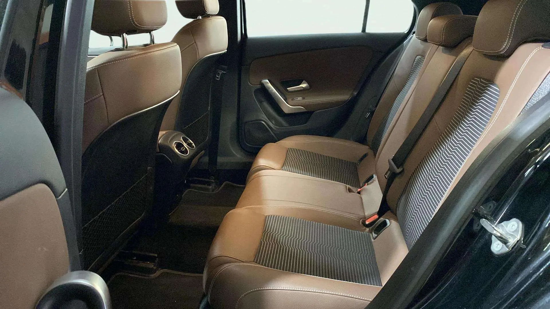 Mercedes-Benz Clase A A 250 e - foto 8