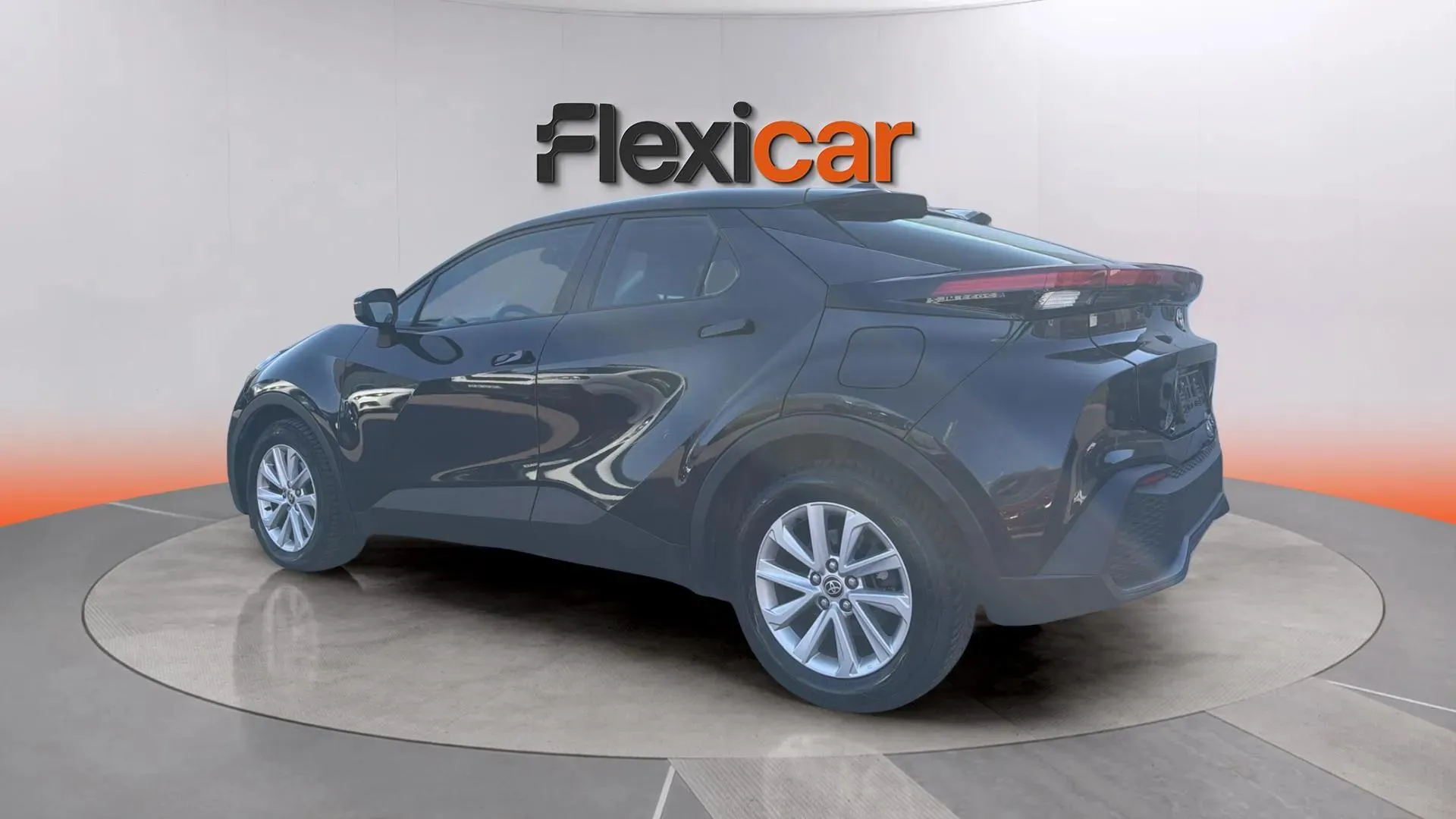 Toyota C-HR 1.8 140H Advance - foto 10