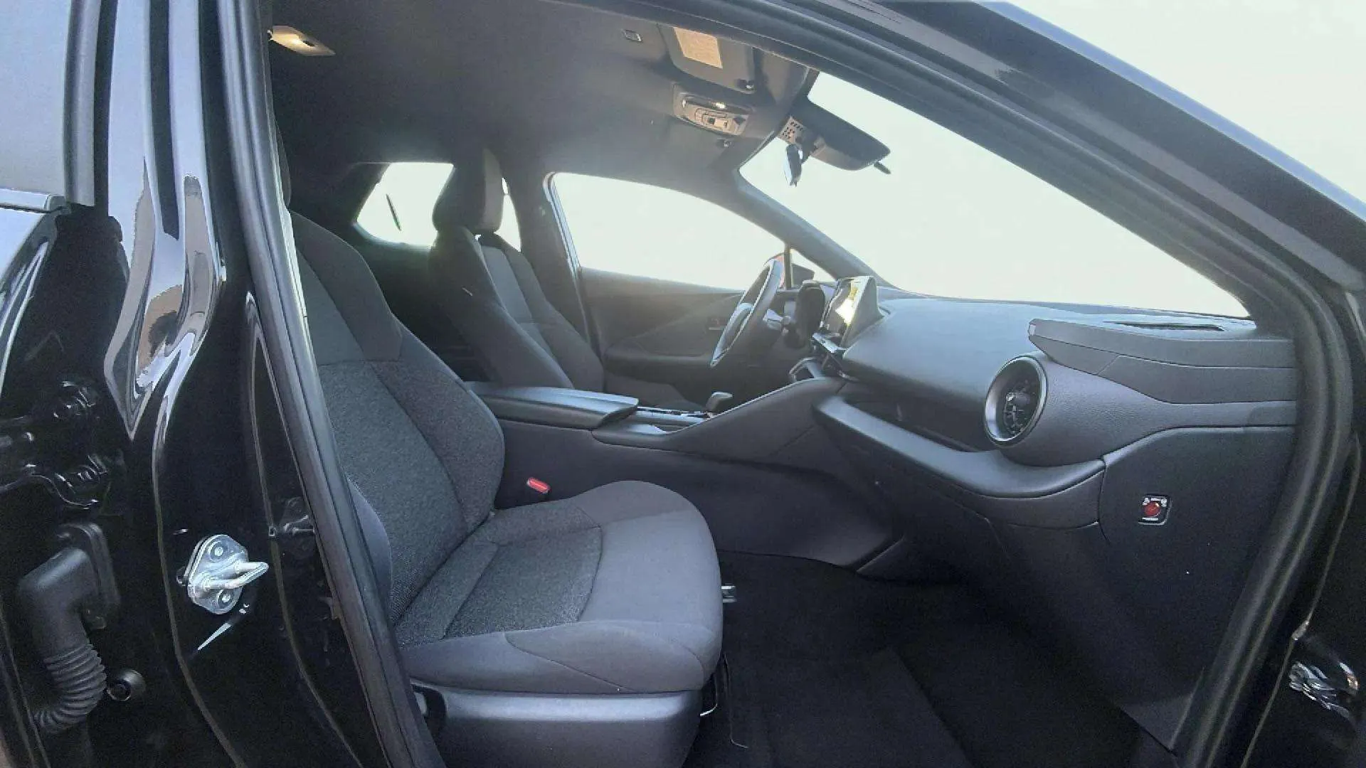 Toyota C-HR 1.8 140H Advance - foto 21