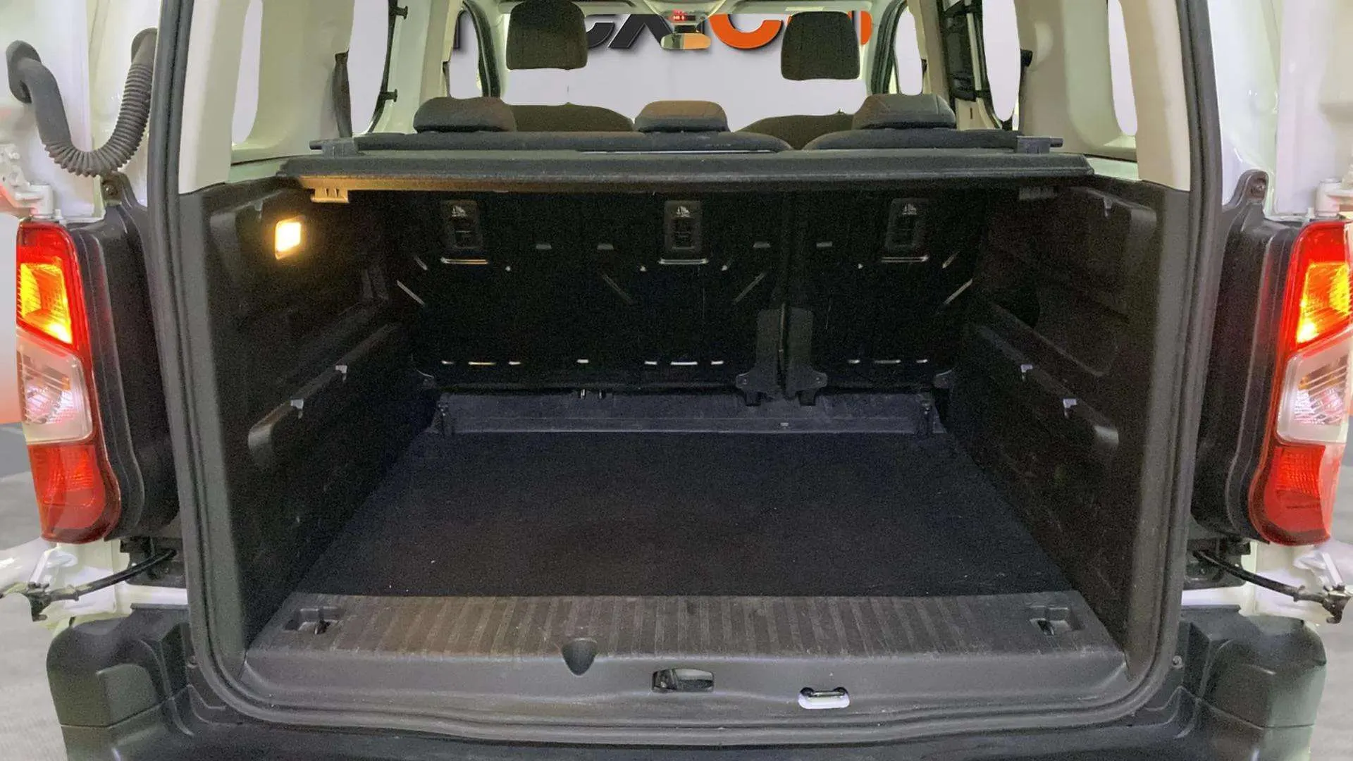 Citroën Berlingo Talla XL BlueHDi 130 Shine - foto 6