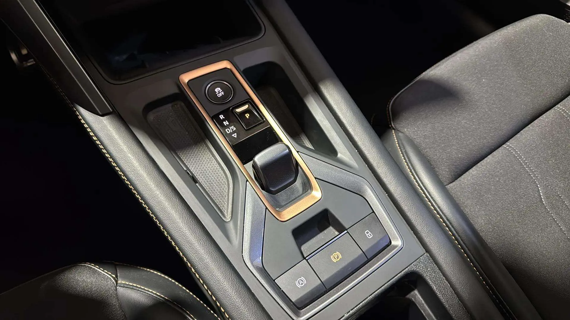 Cupra Formentor 2.0 TDI DSG - foto 18