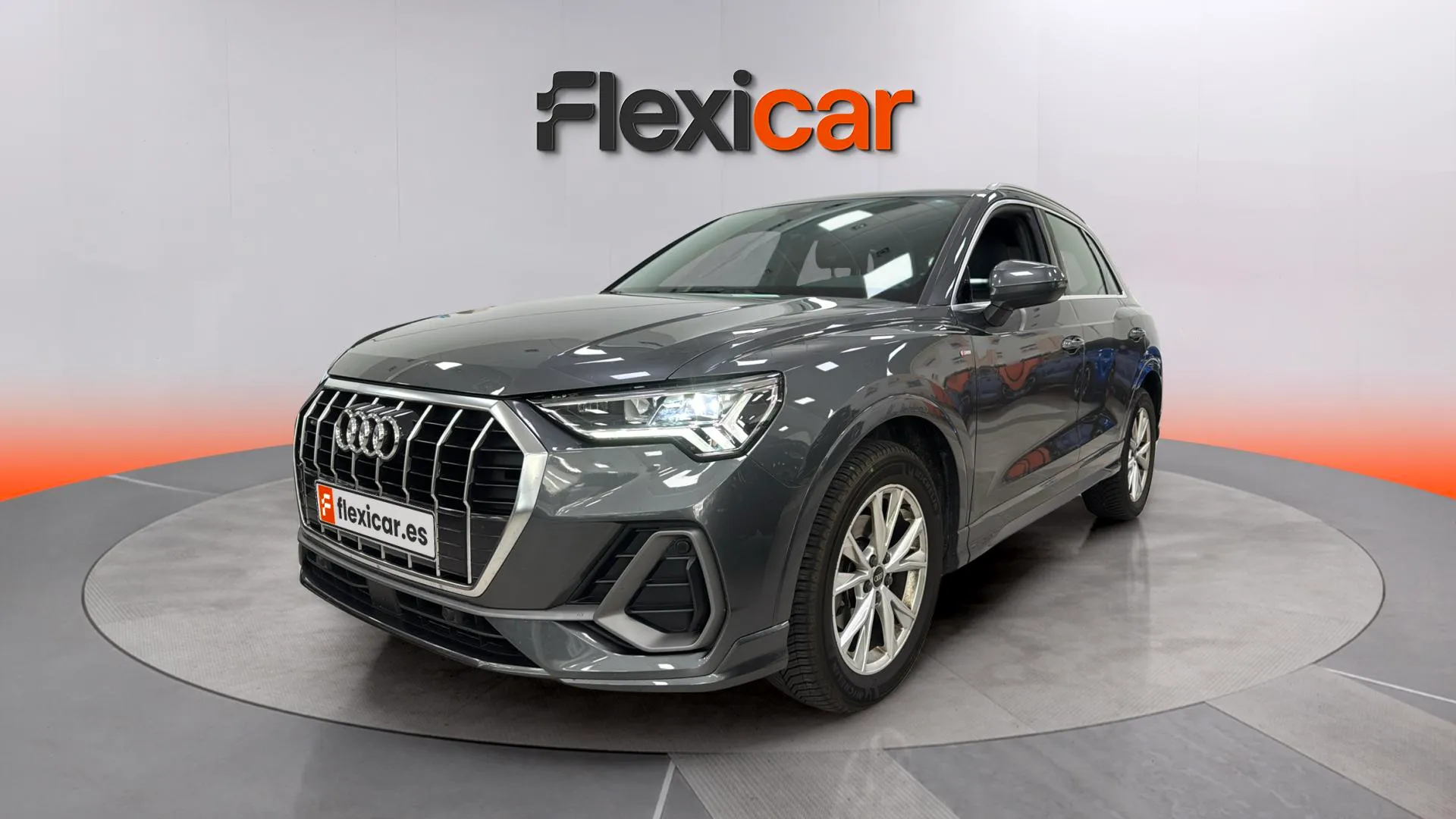 Audi Q3 35 TDI quattro - foto 2