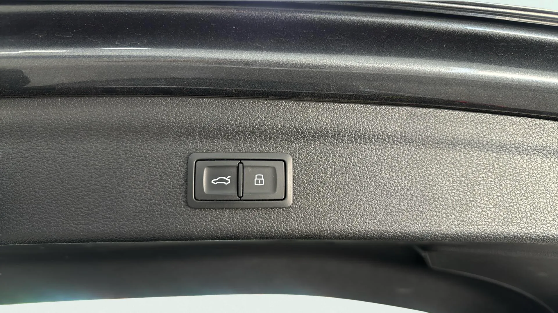 Audi Q3 35 TDI quattro - foto 14
