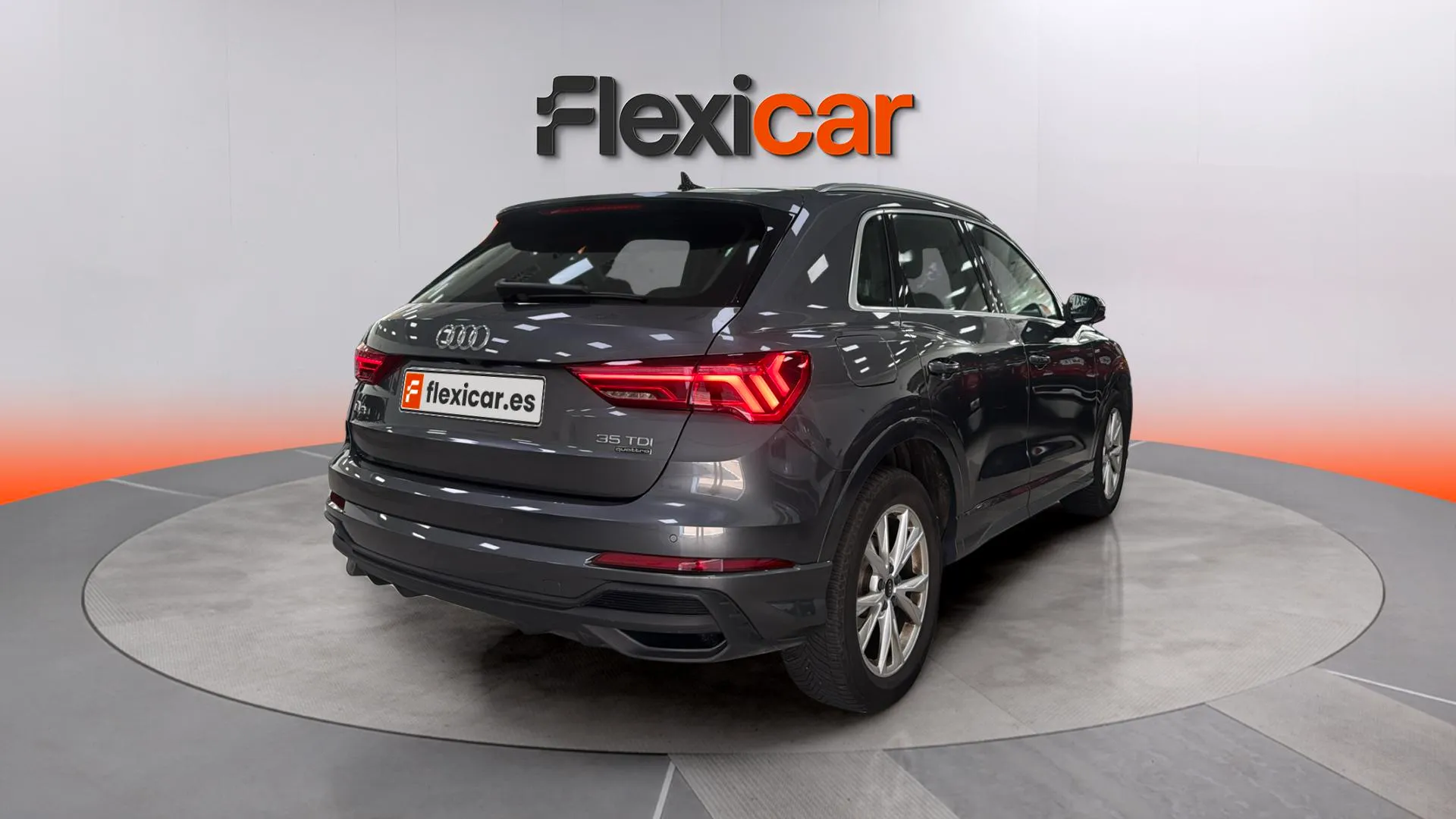 Audi Q3 35 TDI quattro - foto 5