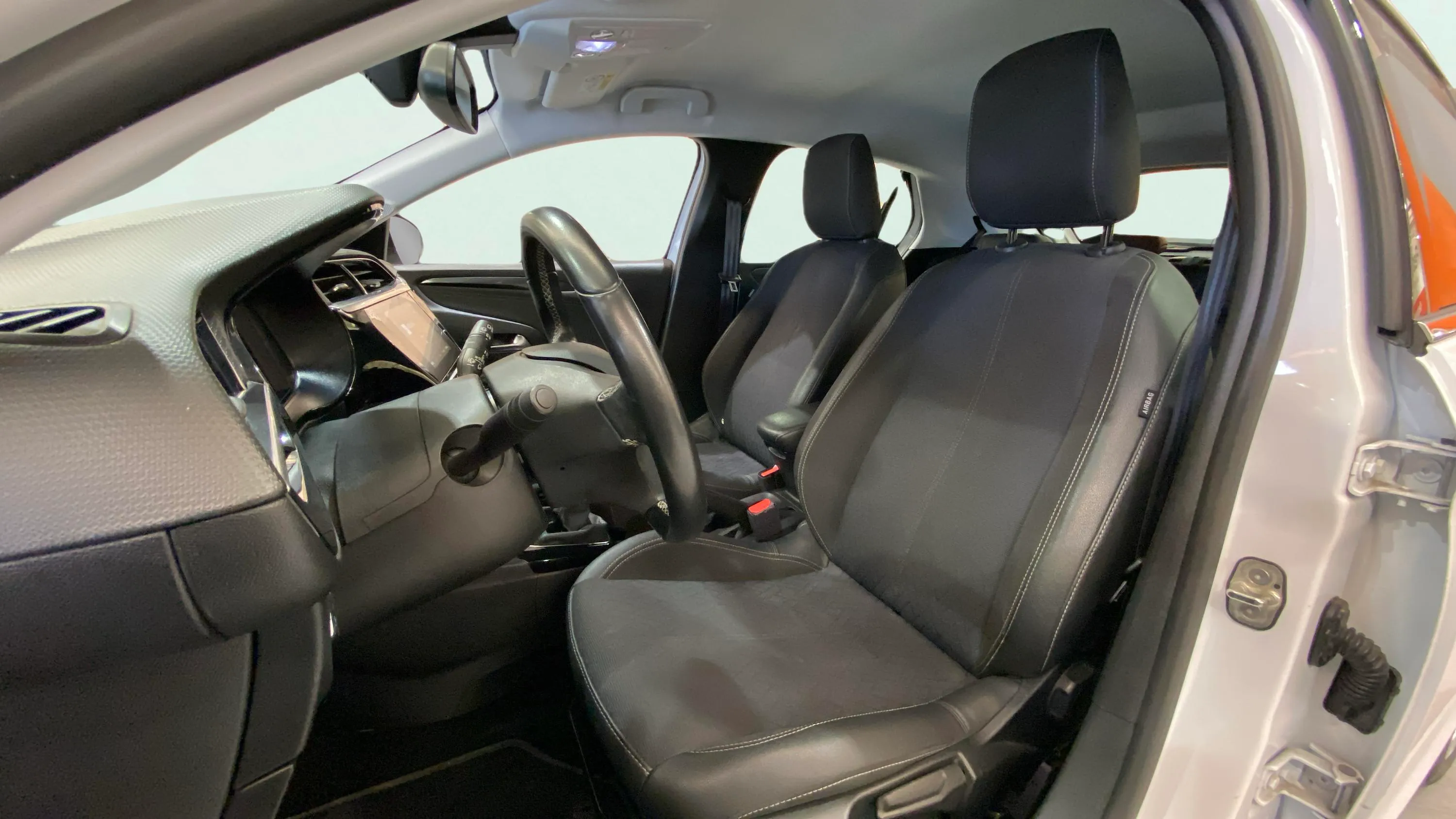 Opel Corsa 1.2T XHL Elegance - foto 10