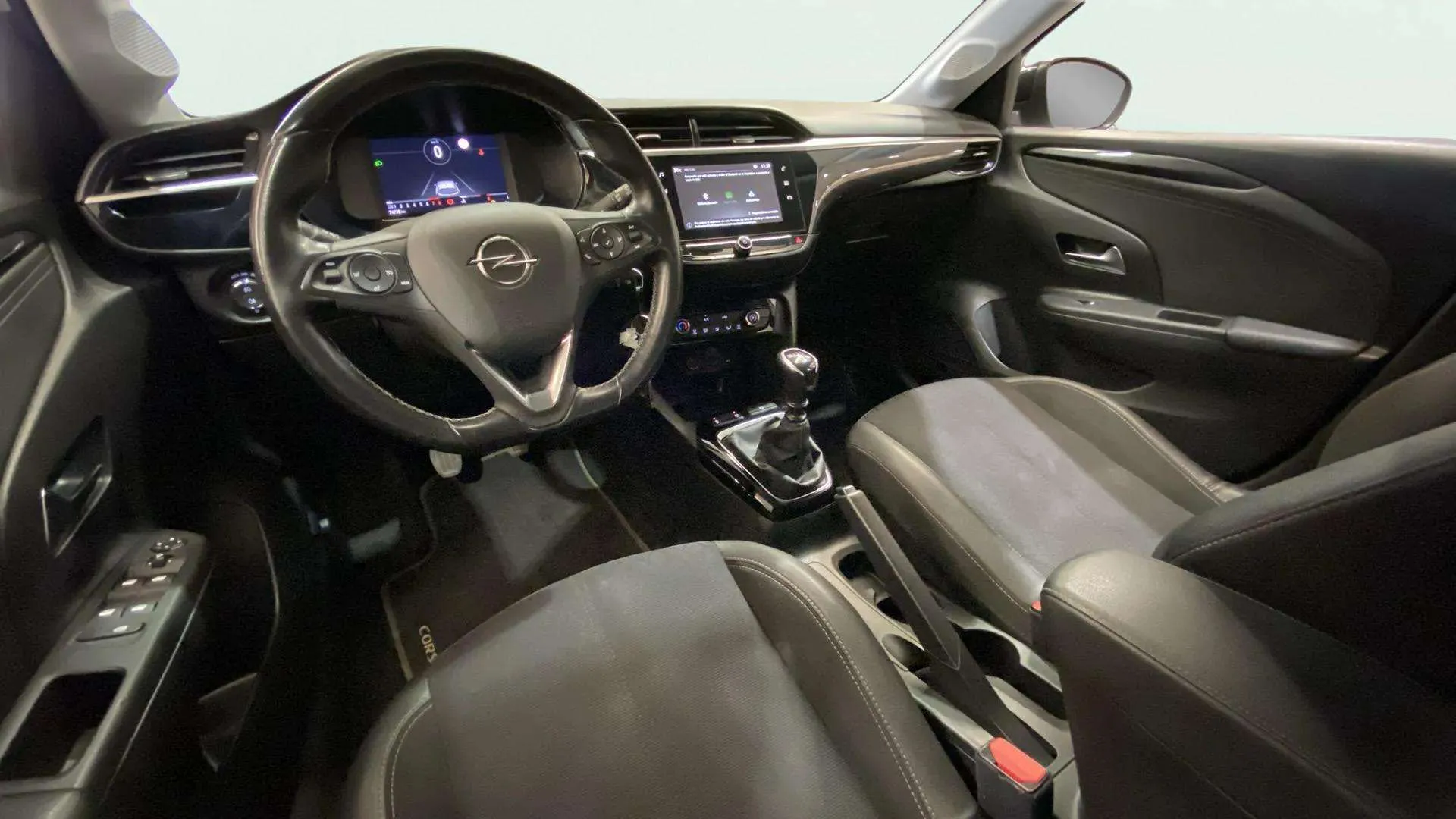 Opel Corsa 1.2T XHL Elegance - foto 31