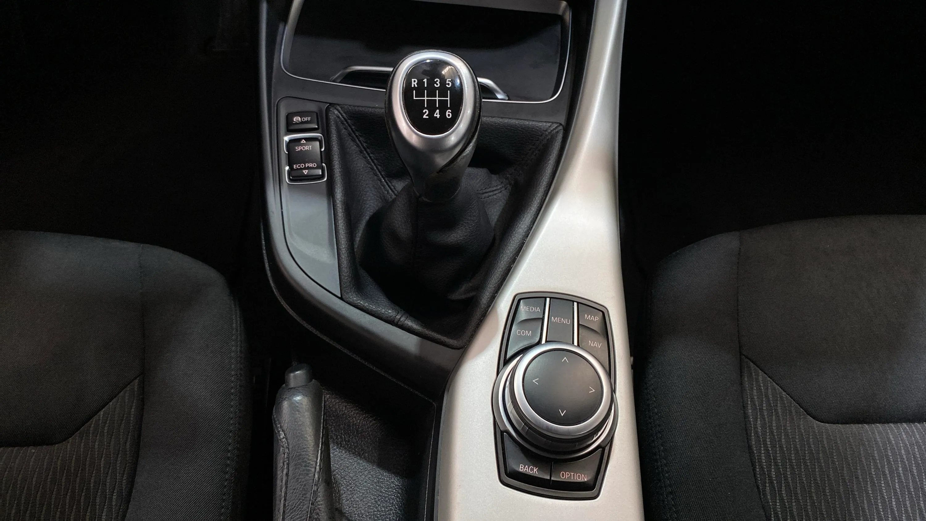 BMW Serie 1 116d - foto 27