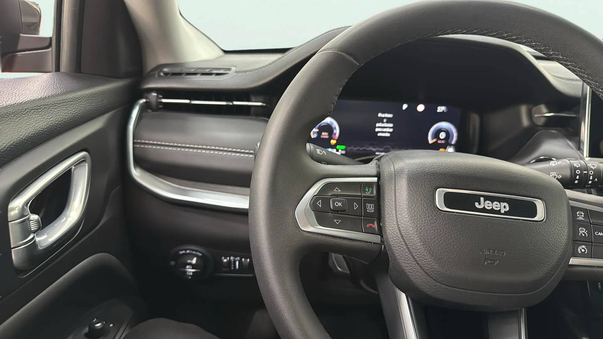 Jeep Compass eHybrid 1.5 MHEV High Altitude Dct - foto 8
