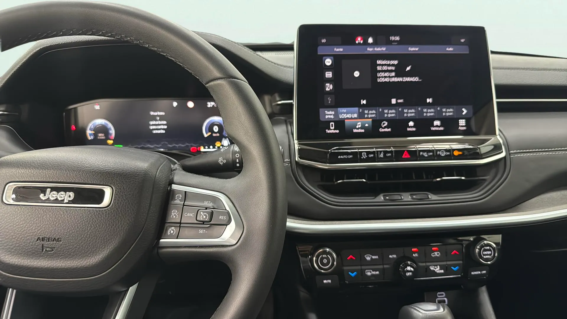 Jeep Compass eHybrid 1.5 MHEV High Altitude Dct - foto 9