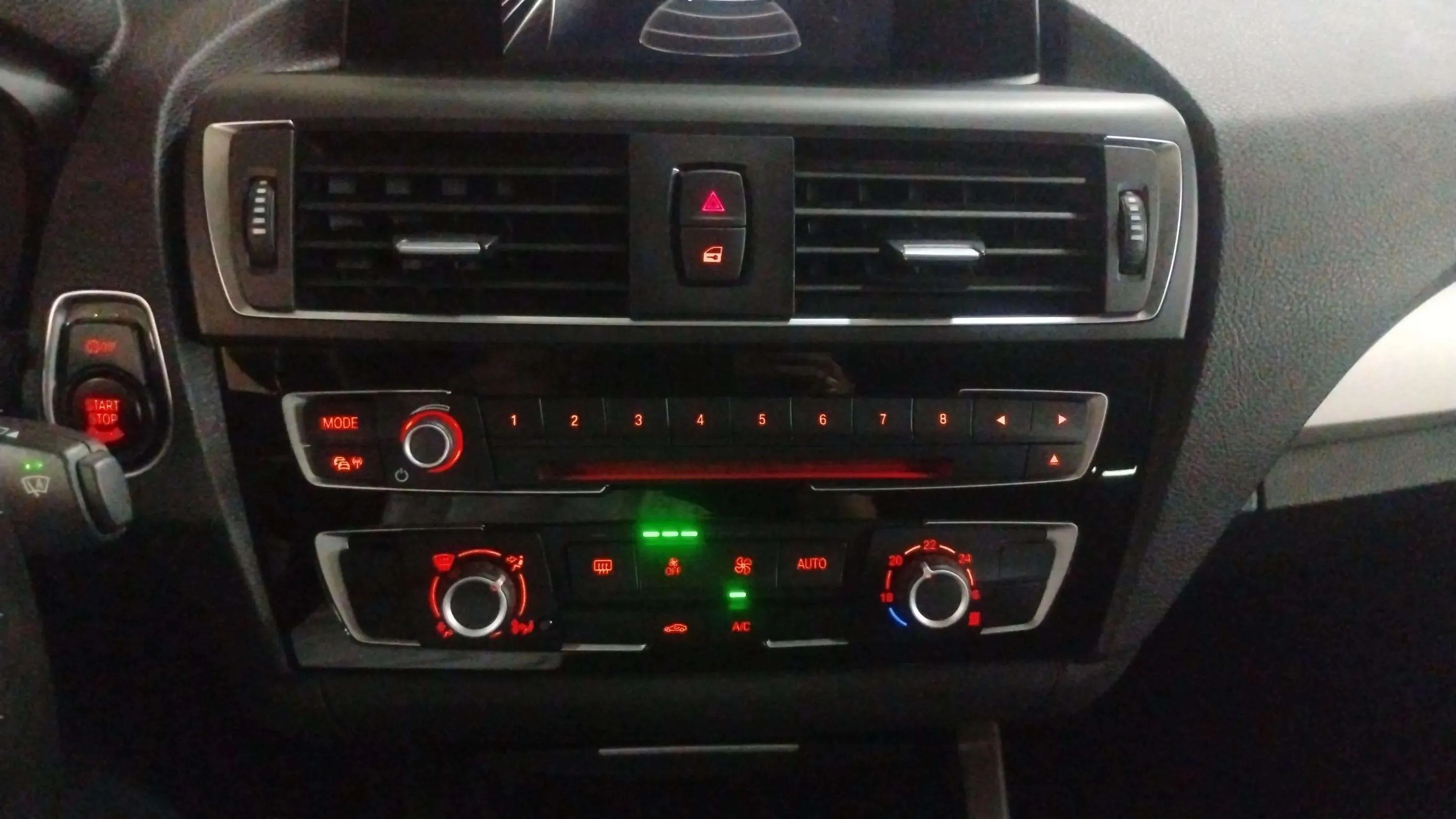 BMW Serie 1 116d - foto 26