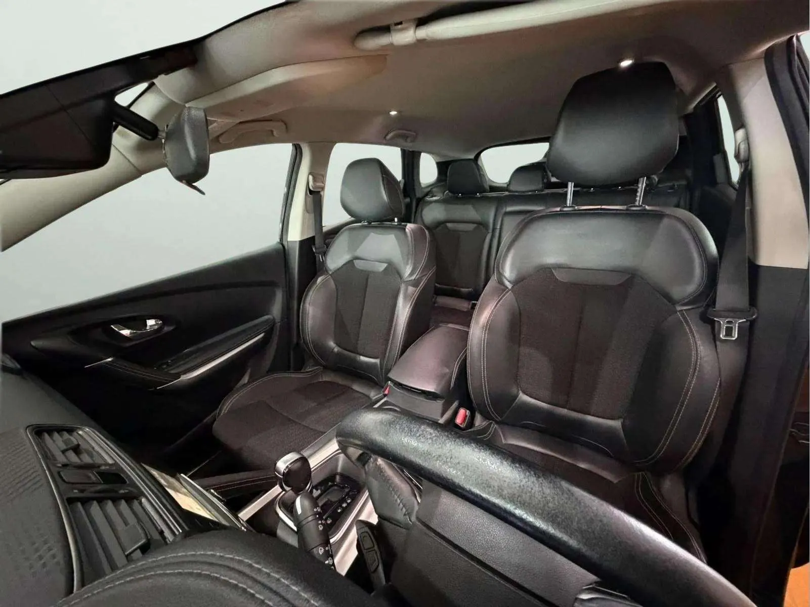Renault Kadjar Tech Road TCe EDC - foto 12