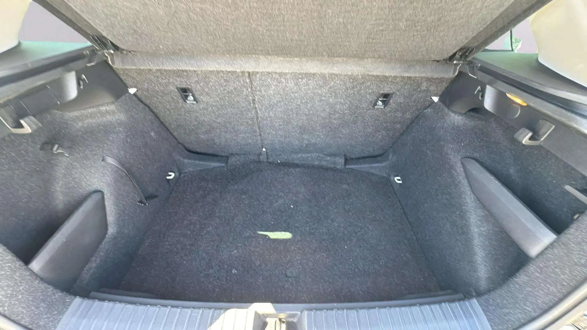 Škoda Kamiq 1.0 TSI Selection - foto 19