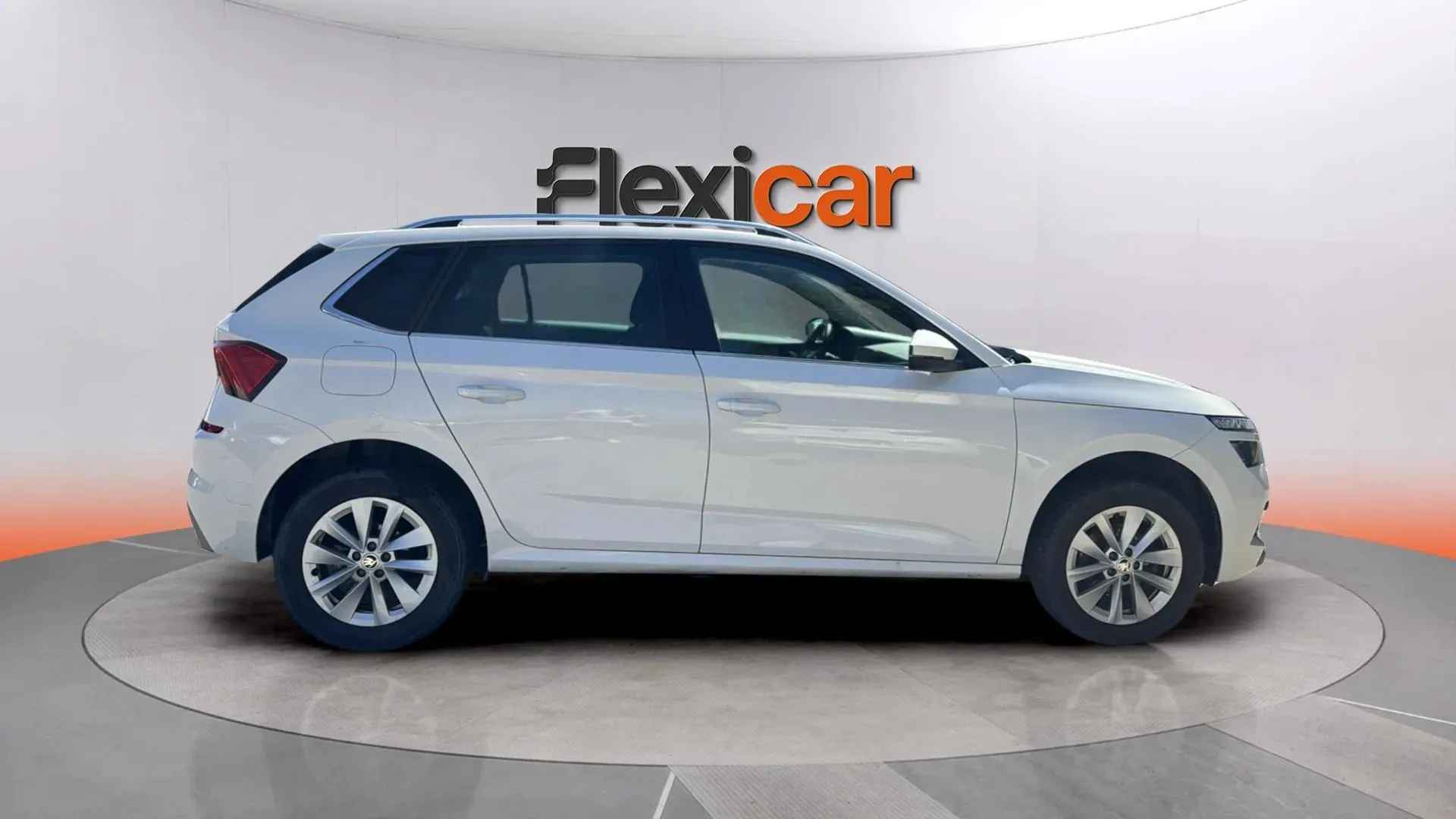 Škoda Kamiq 1.0 TSI Selection - foto 3