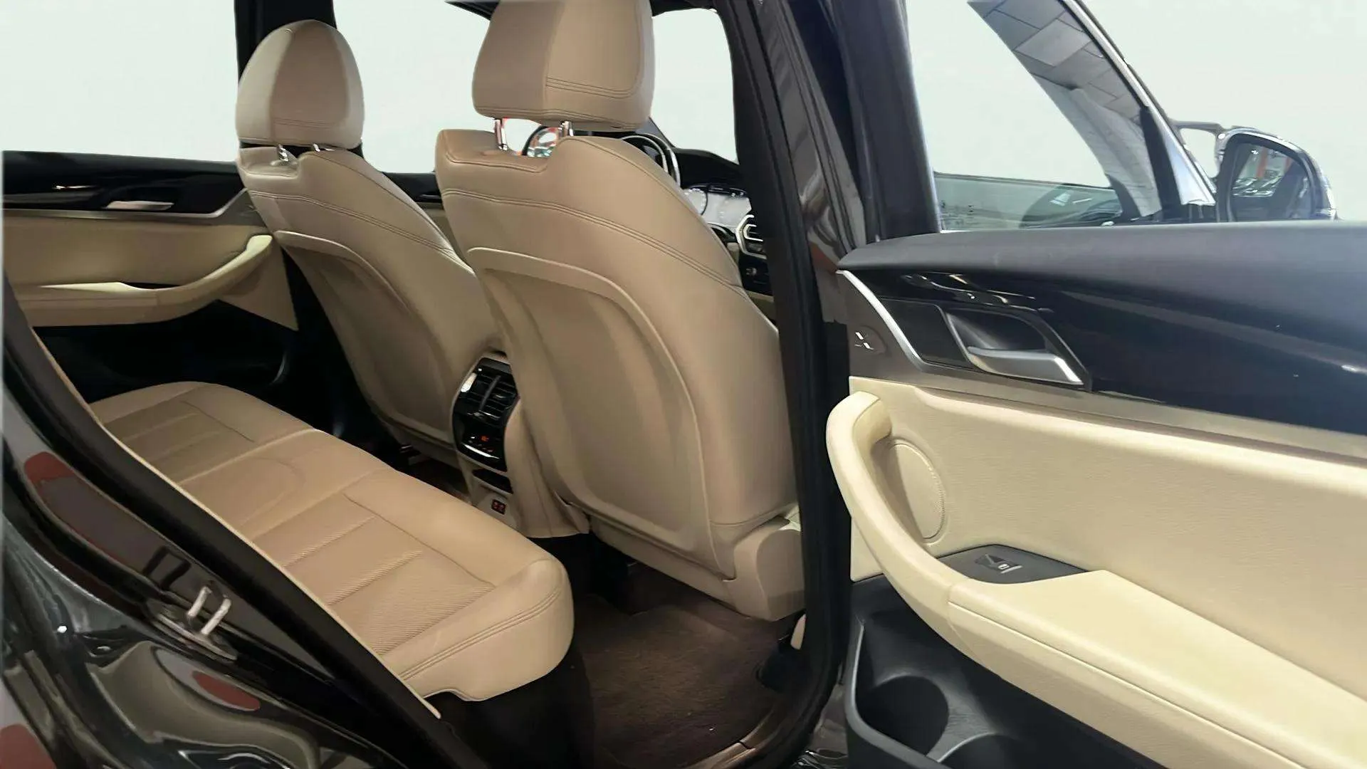 BMW X3 sDrive18d xLine - foto 14