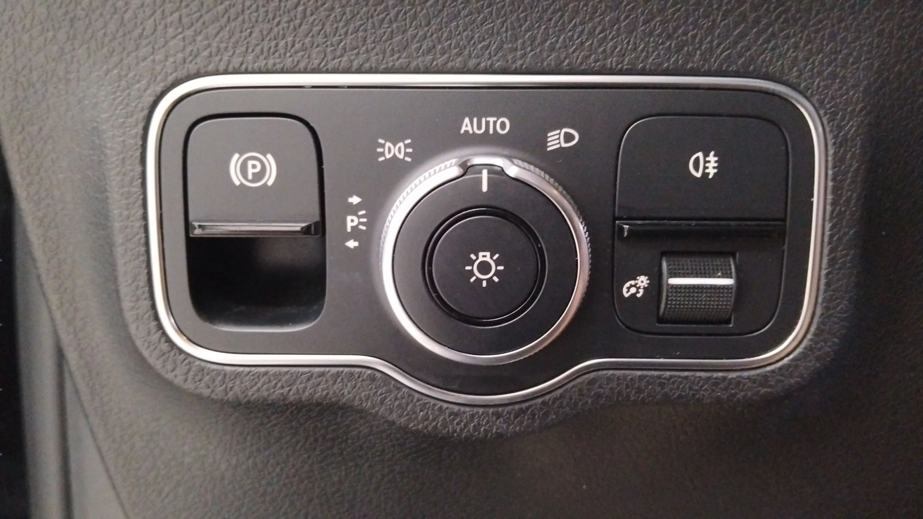 Mercedes-Benz GLB 200 - foto 21