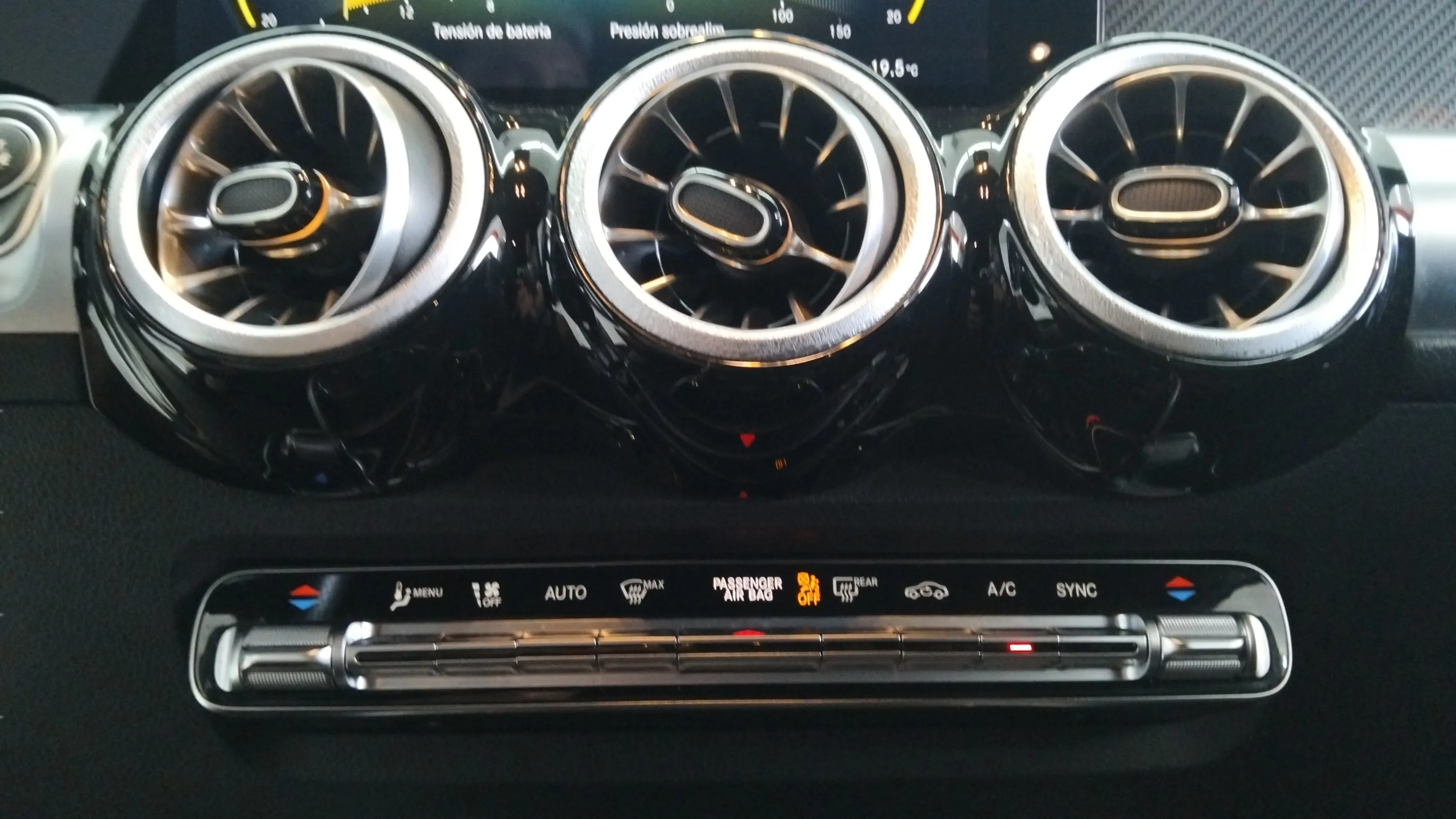 Mercedes-Benz GLB 200 - foto 24