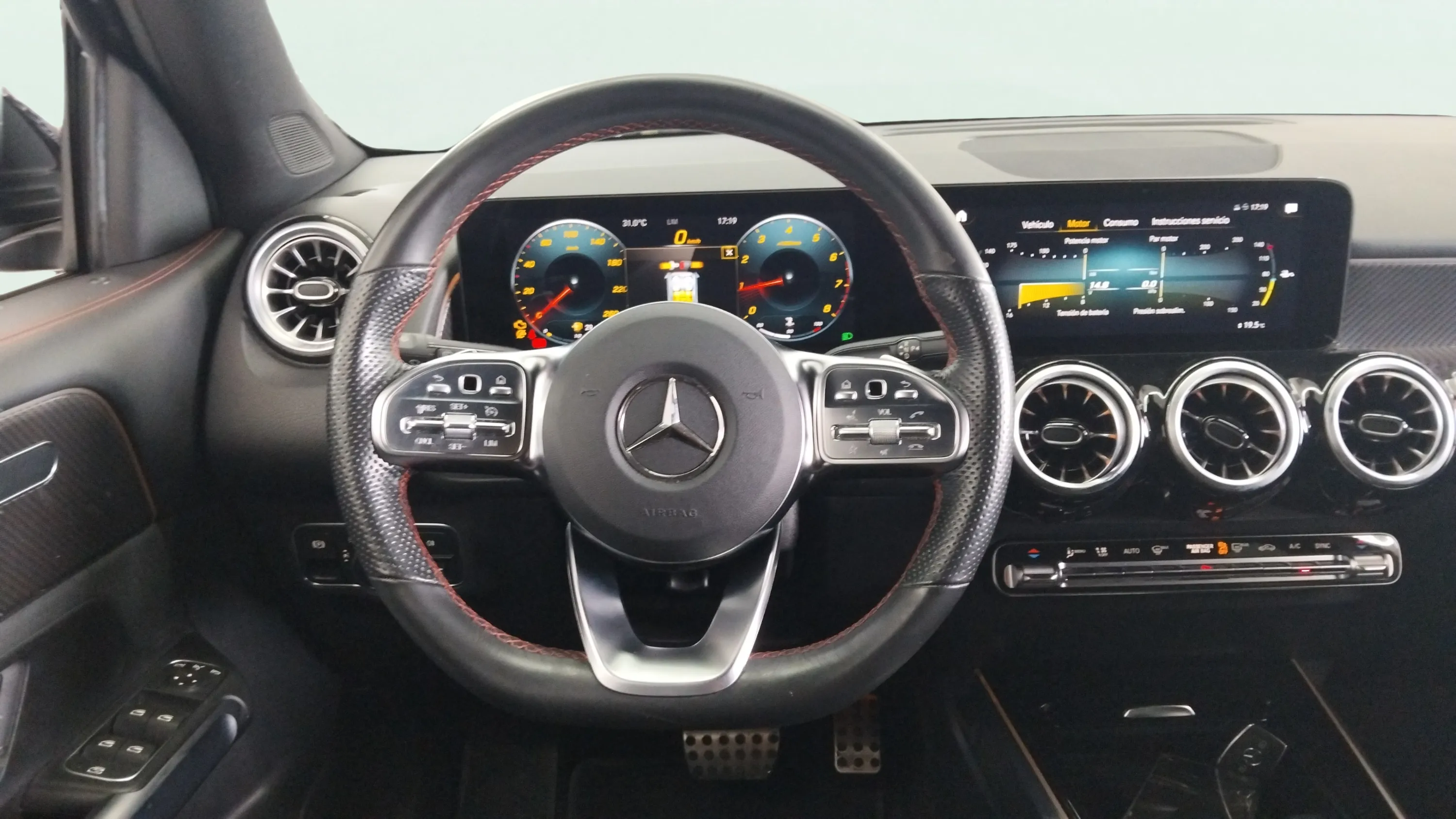 Mercedes-Benz GLB 200 - foto 8