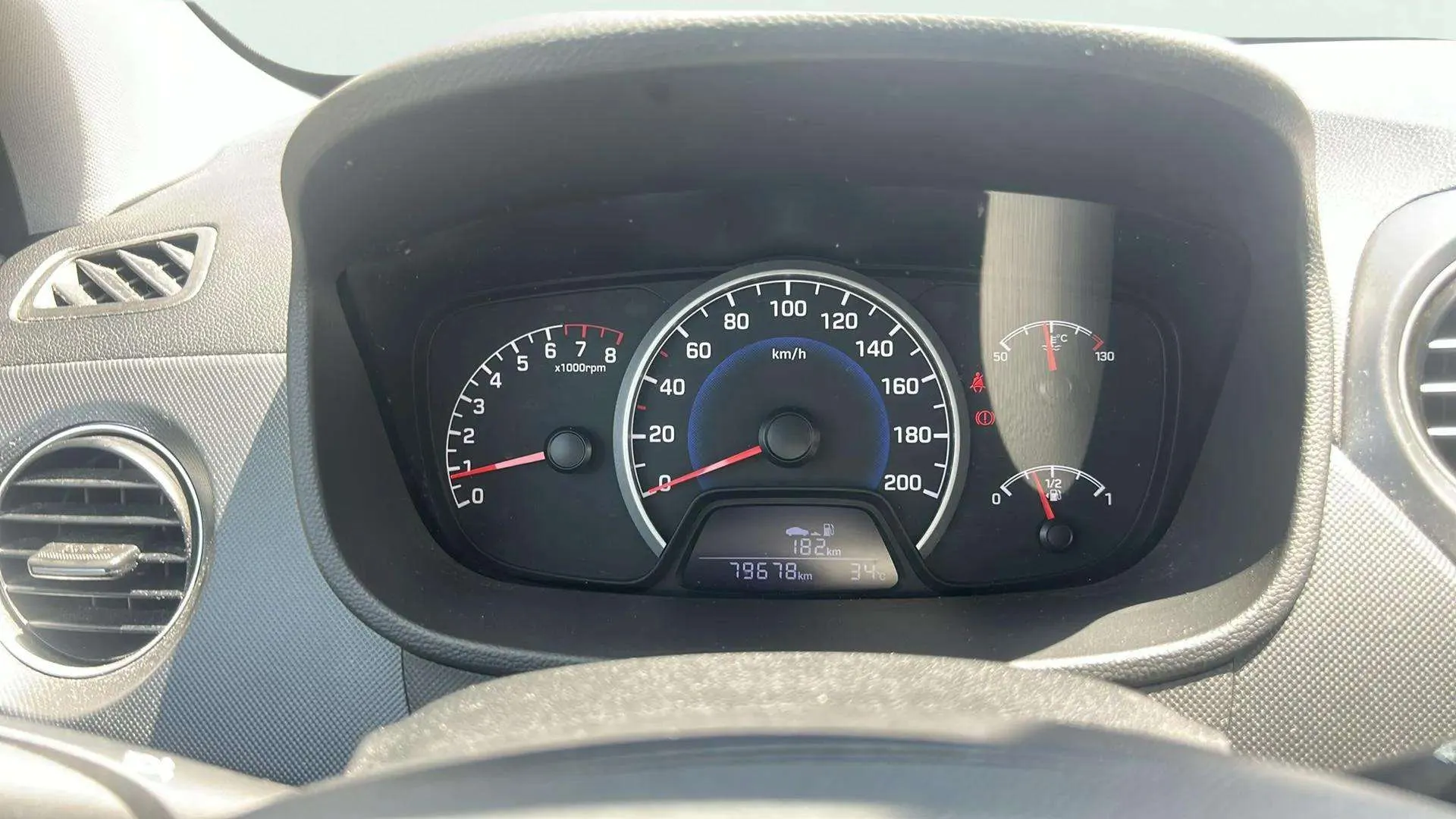 Hyundai i10 1.0 Go! Plus - foto 11