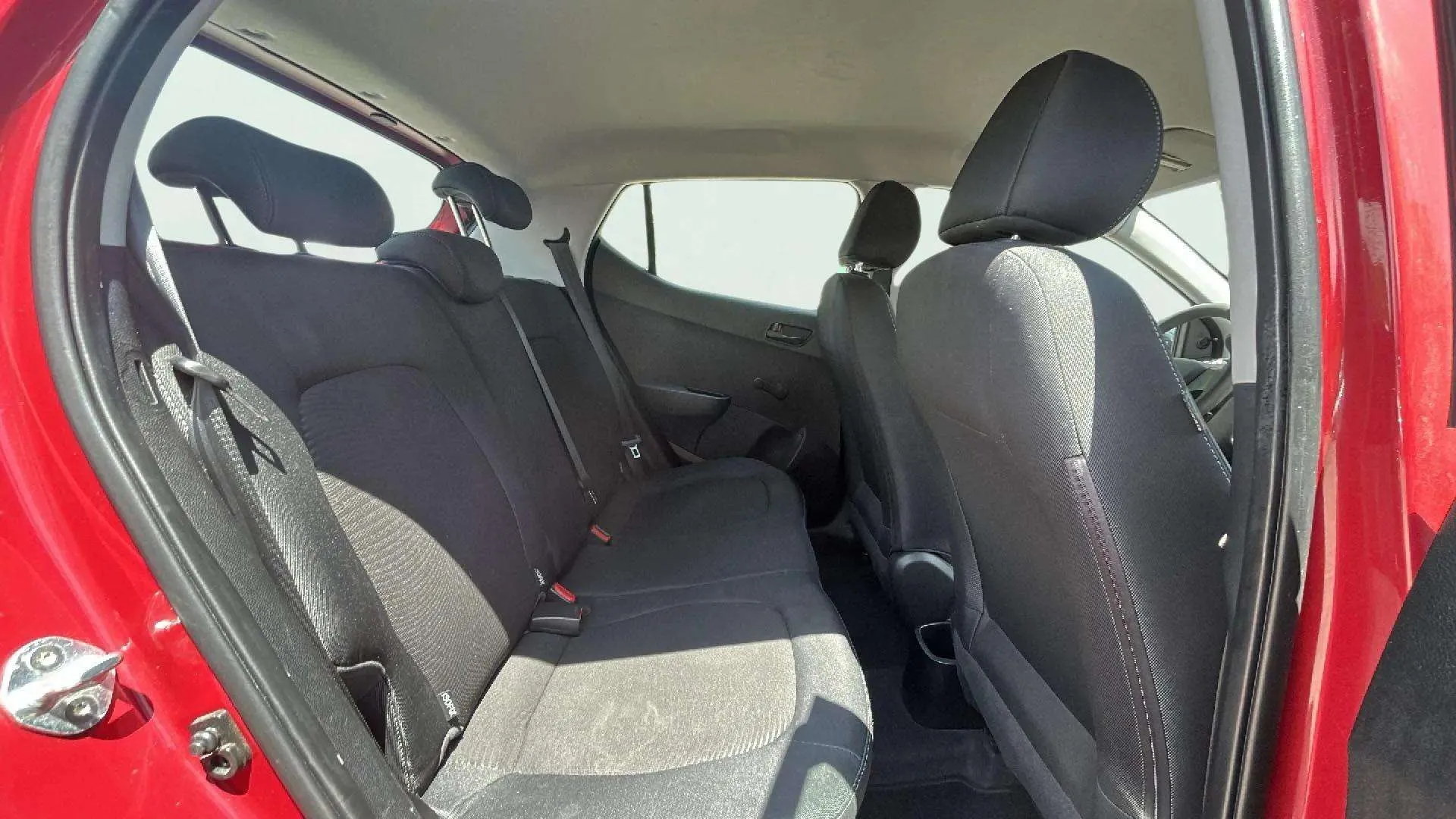 Hyundai i10 1.0 Go! Plus - foto 15