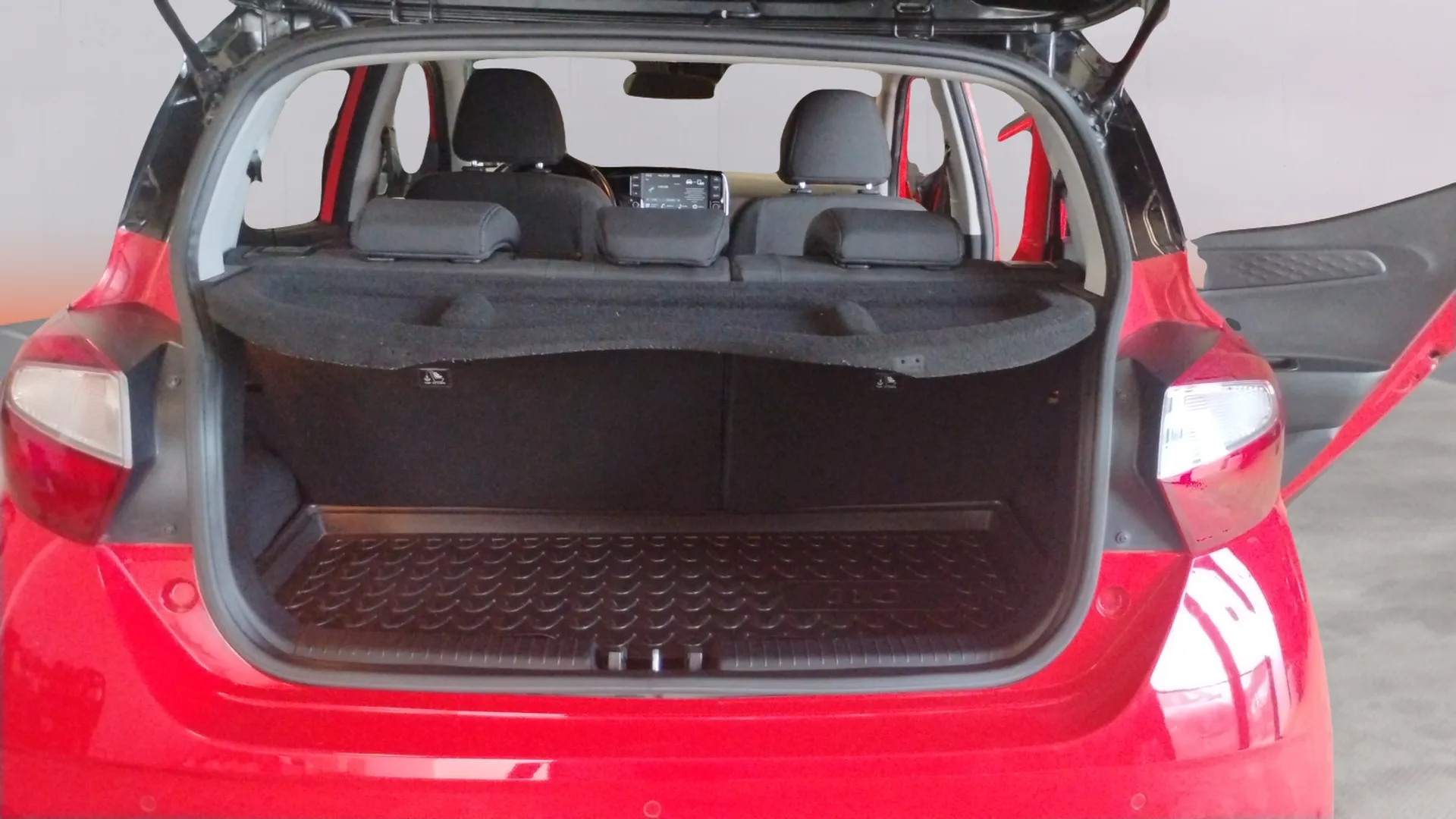 Hyundai i10 1.2 Tecno 2C - foto 12
