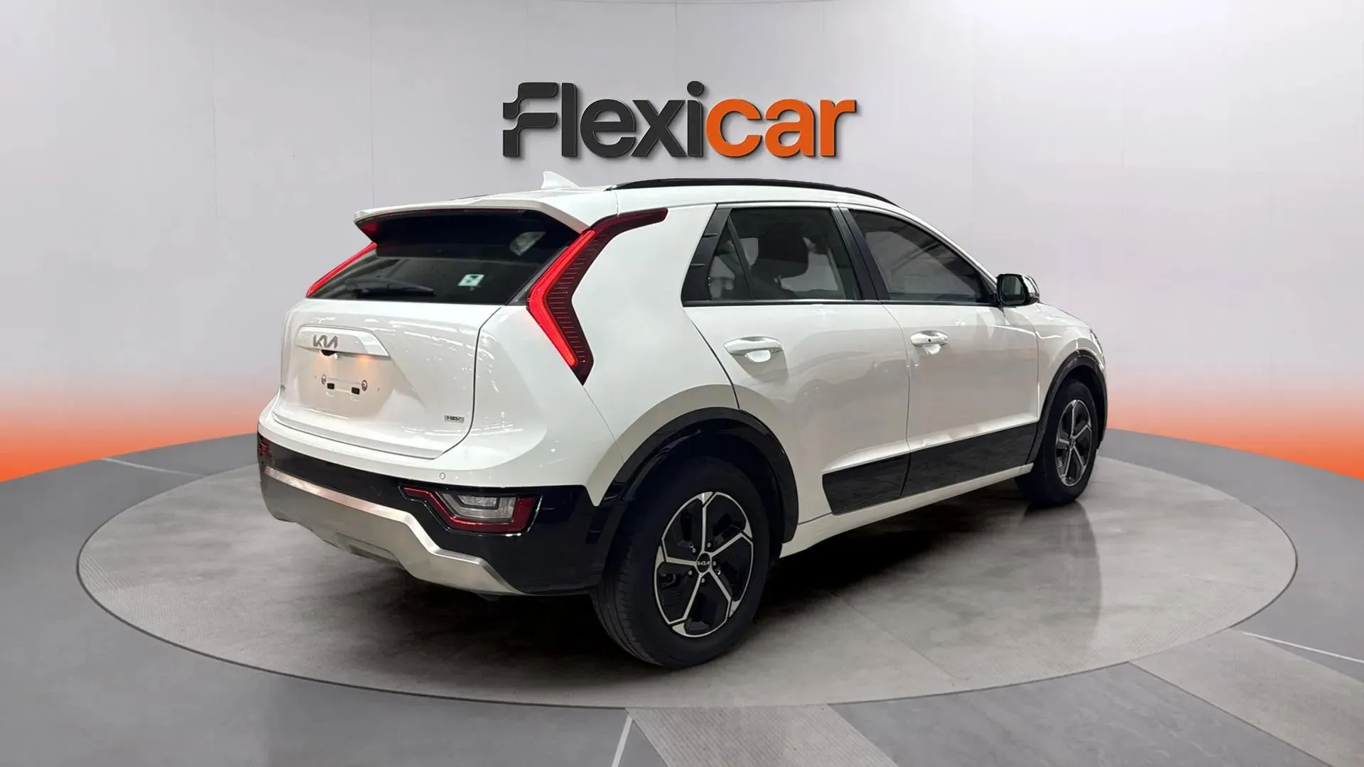 Kia Niro 1.6 GDi HEV Drive - foto 7