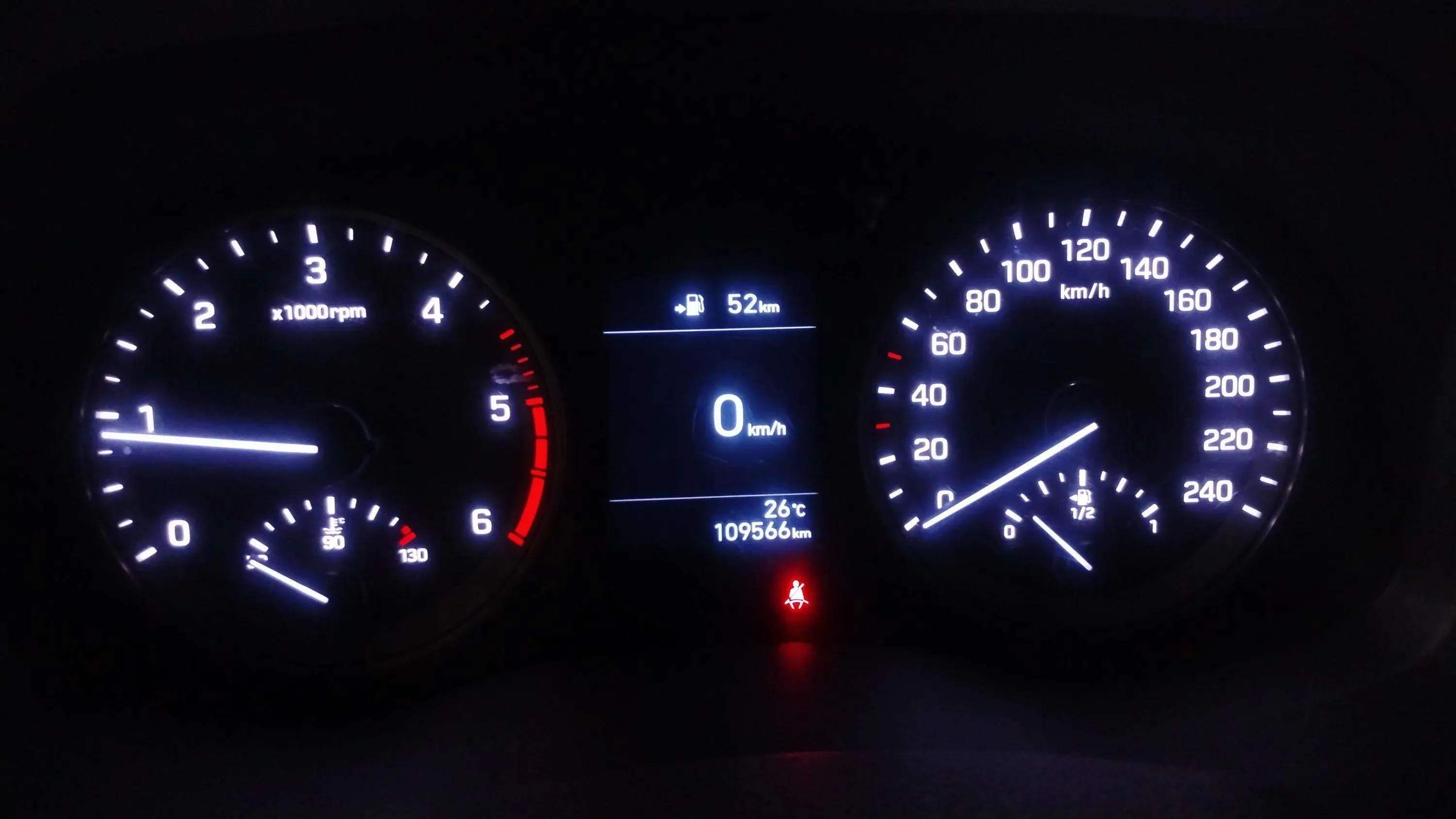 Hyundai Tucson 1.6 CRDi 48V SLE 4x2 - foto 21