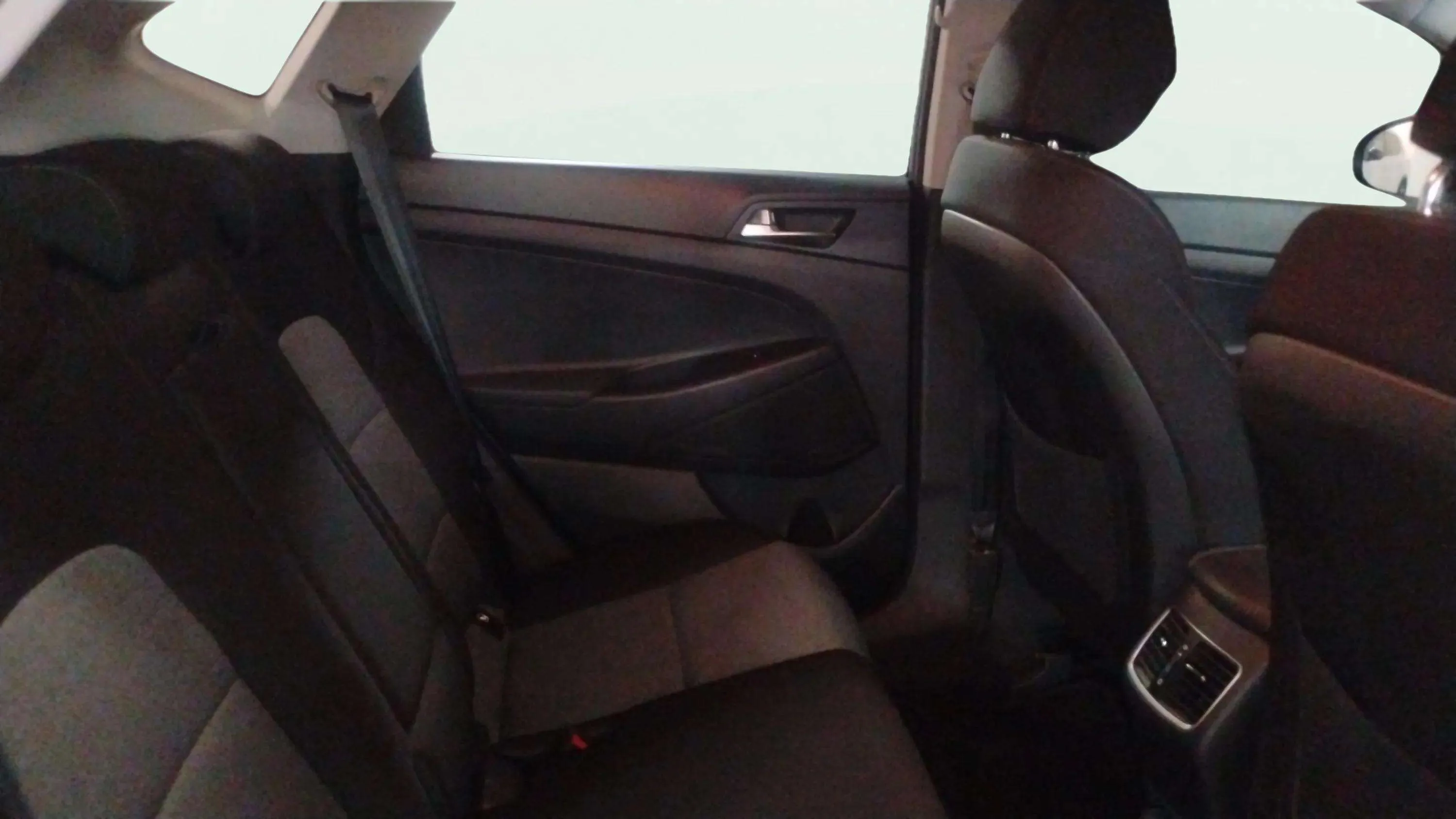 Hyundai Tucson 1.6 CRDi 48V SLE 4x2 - foto 16
