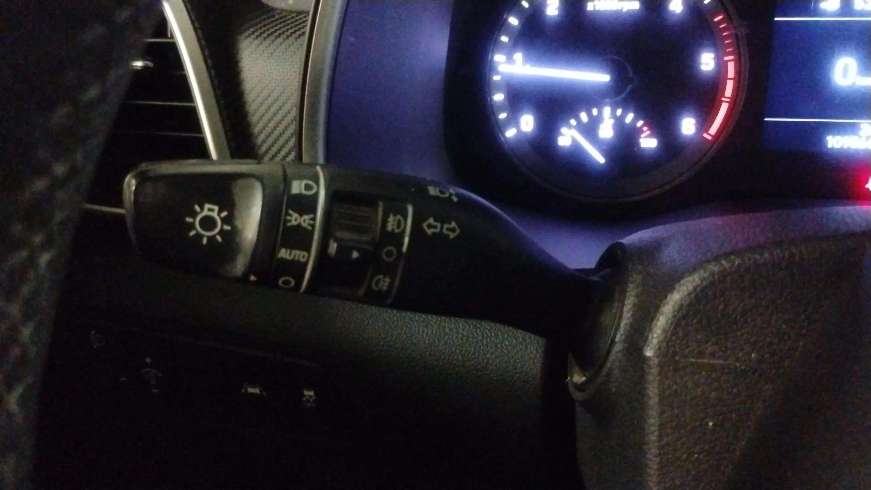 Hyundai Tucson 1.6 CRDi 48V SLE 4x2 - foto 24