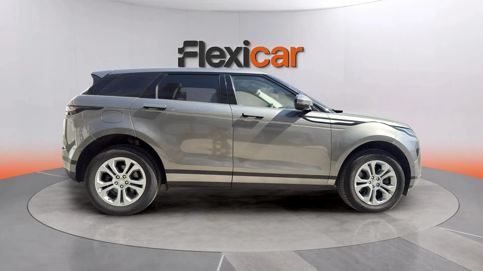 Land Rover Range Rover Evoque 2.0 D150 FWD - foto 5