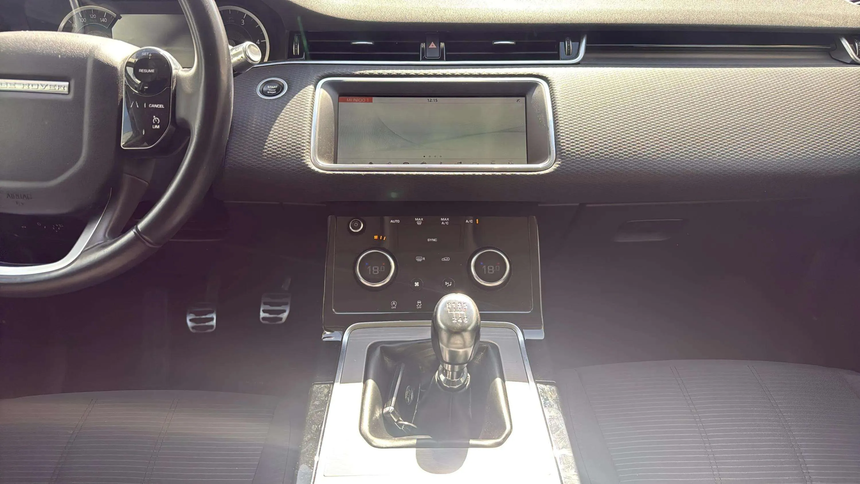 Land Rover Range Rover Evoque 2.0 D150 FWD - foto 10