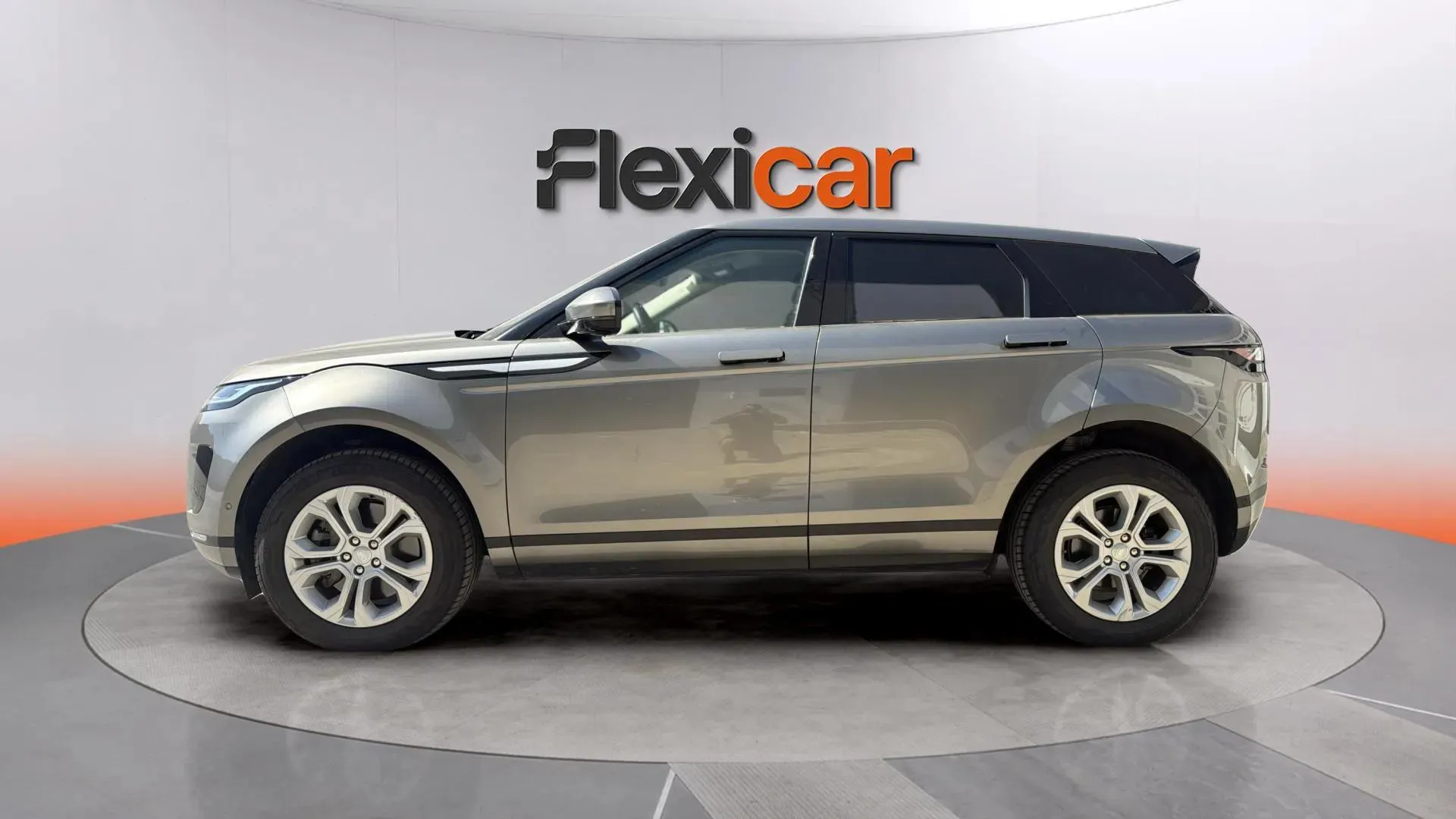 Land Rover Range Rover Evoque 2.0 D150 FWD - foto 4