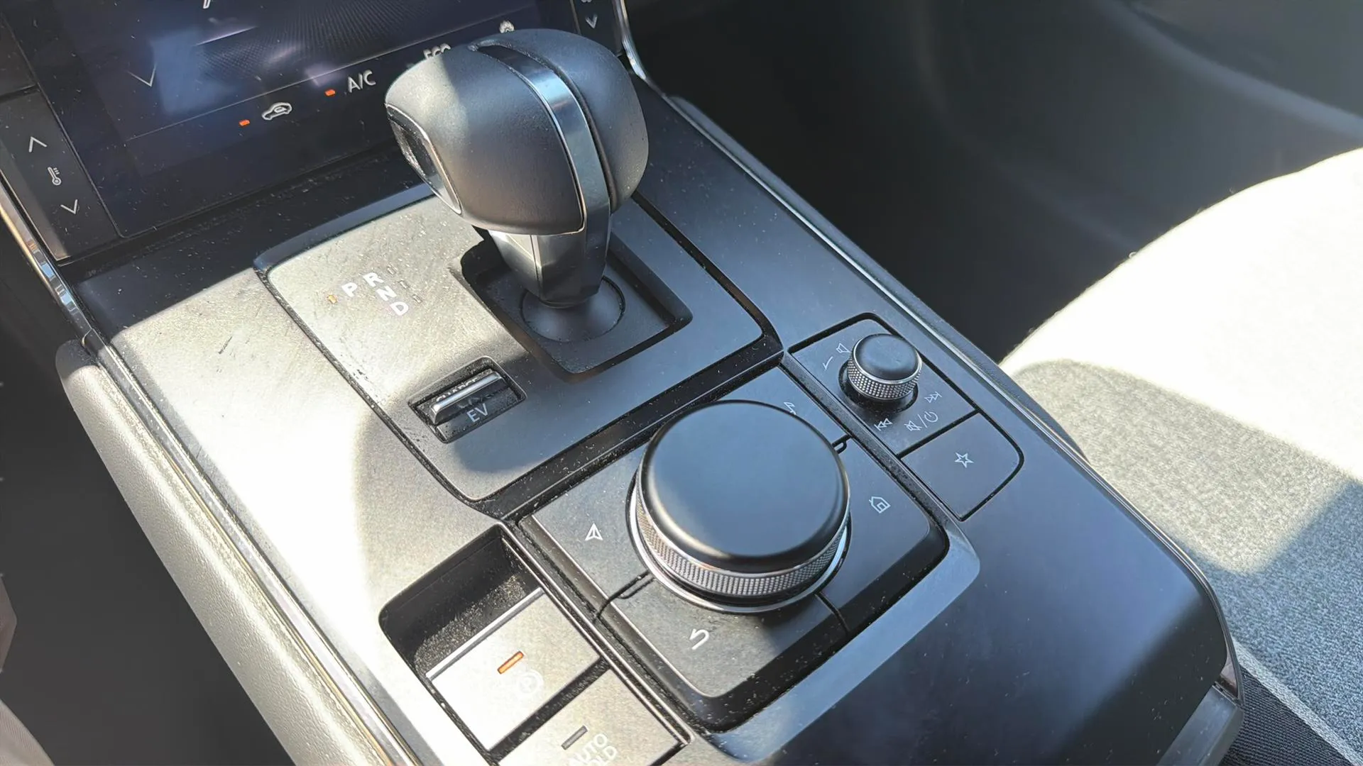 Mazda MX-30 e-Skyactiv R-EV Advantage Ind.vint - foto 21